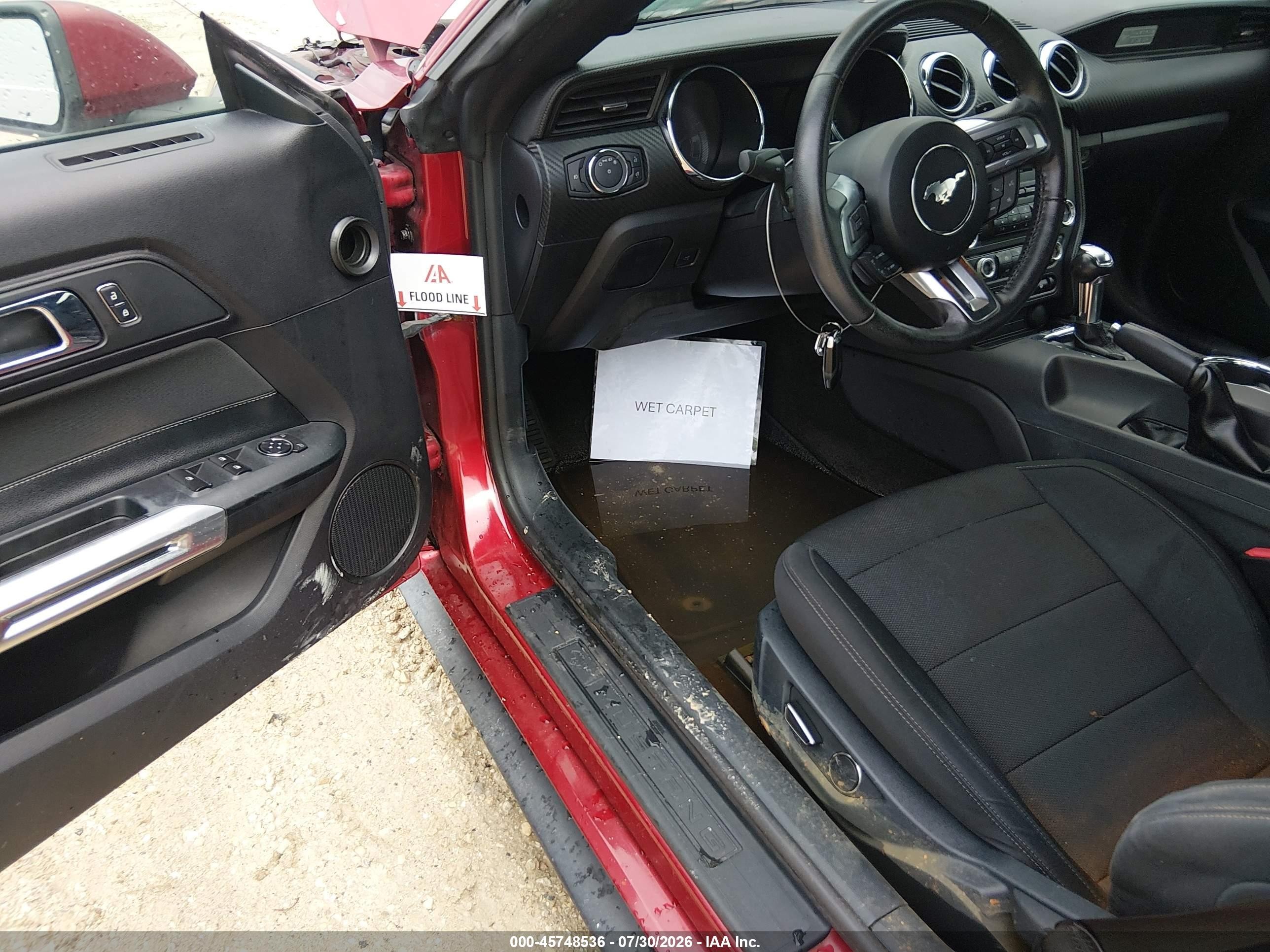 2015 Ford Mustang V6 Красный vin: 1FATP8EM6F5341536