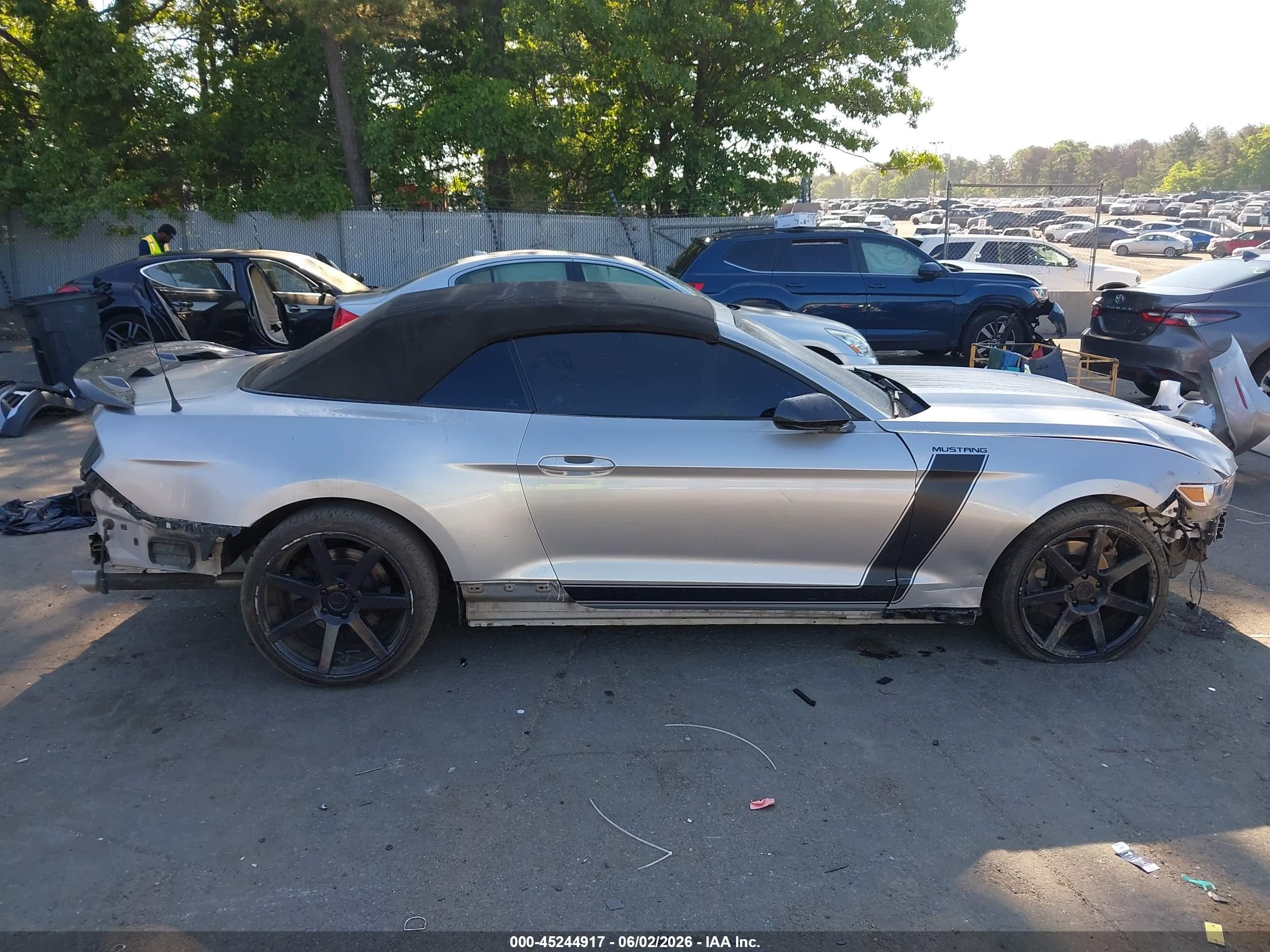 2015 Ford Mustang V6 Silver vin: 1FATP8EM6F5352486