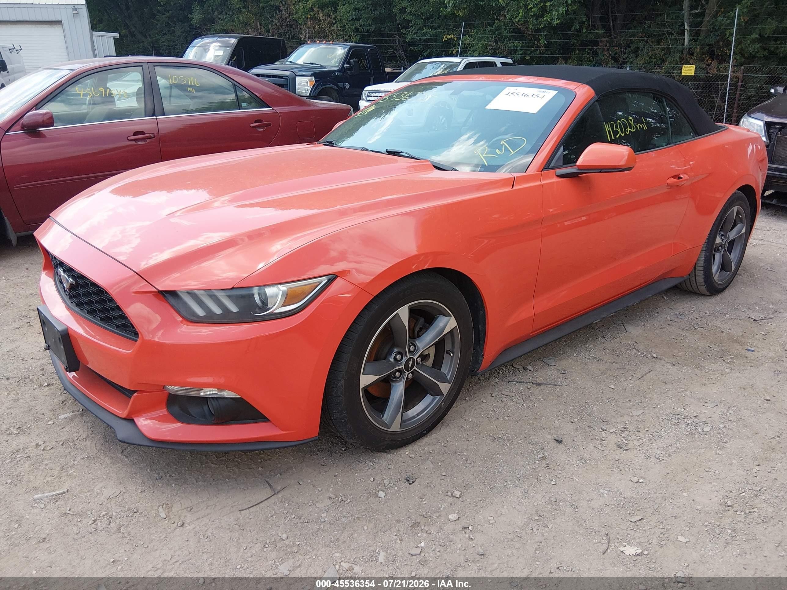 2015 Ford Mustang V6 Orange vin: 1FATP8EM6F5353184