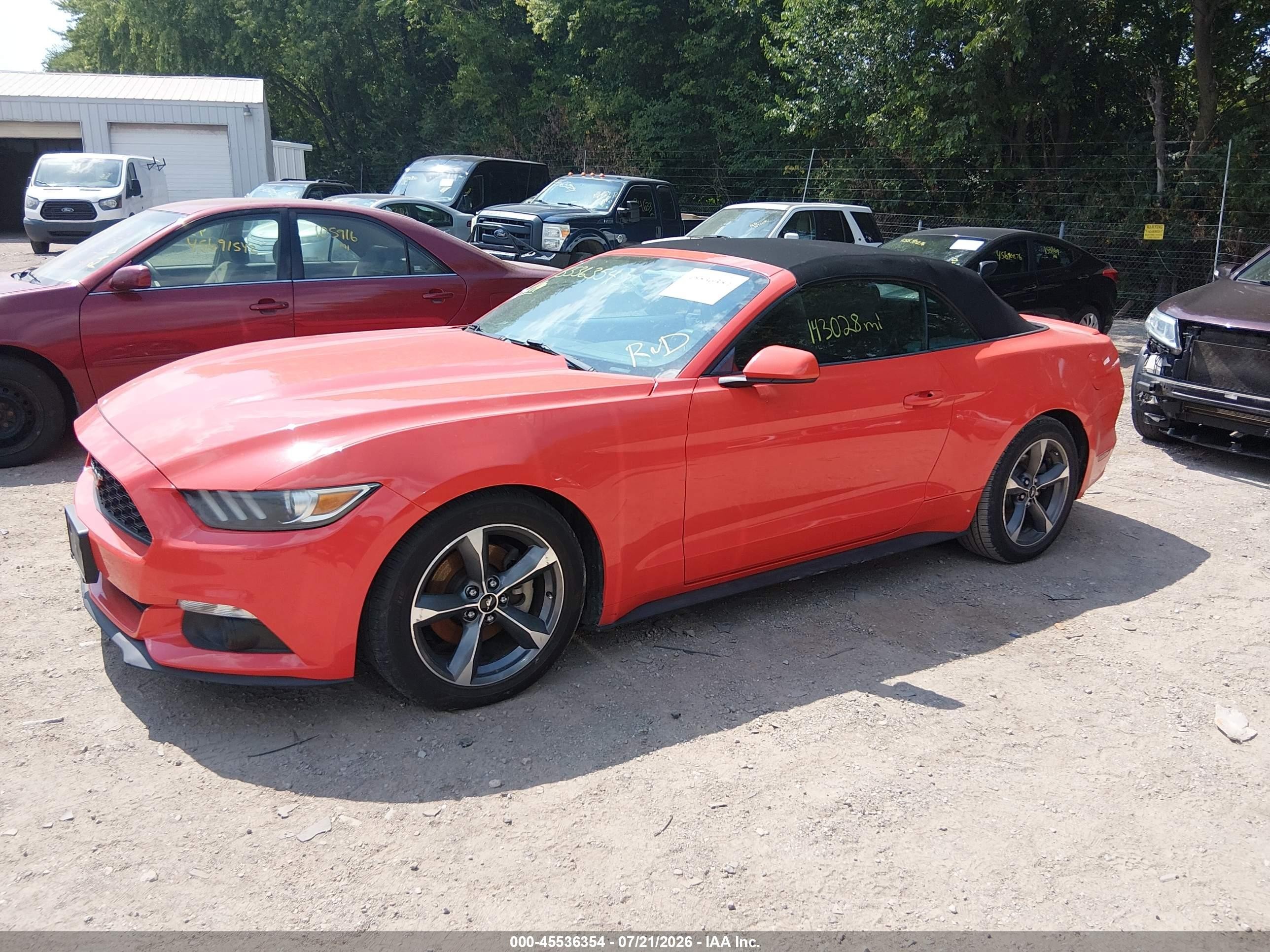 2015 Ford Mustang V6 Orange vin: 1FATP8EM6F5353184