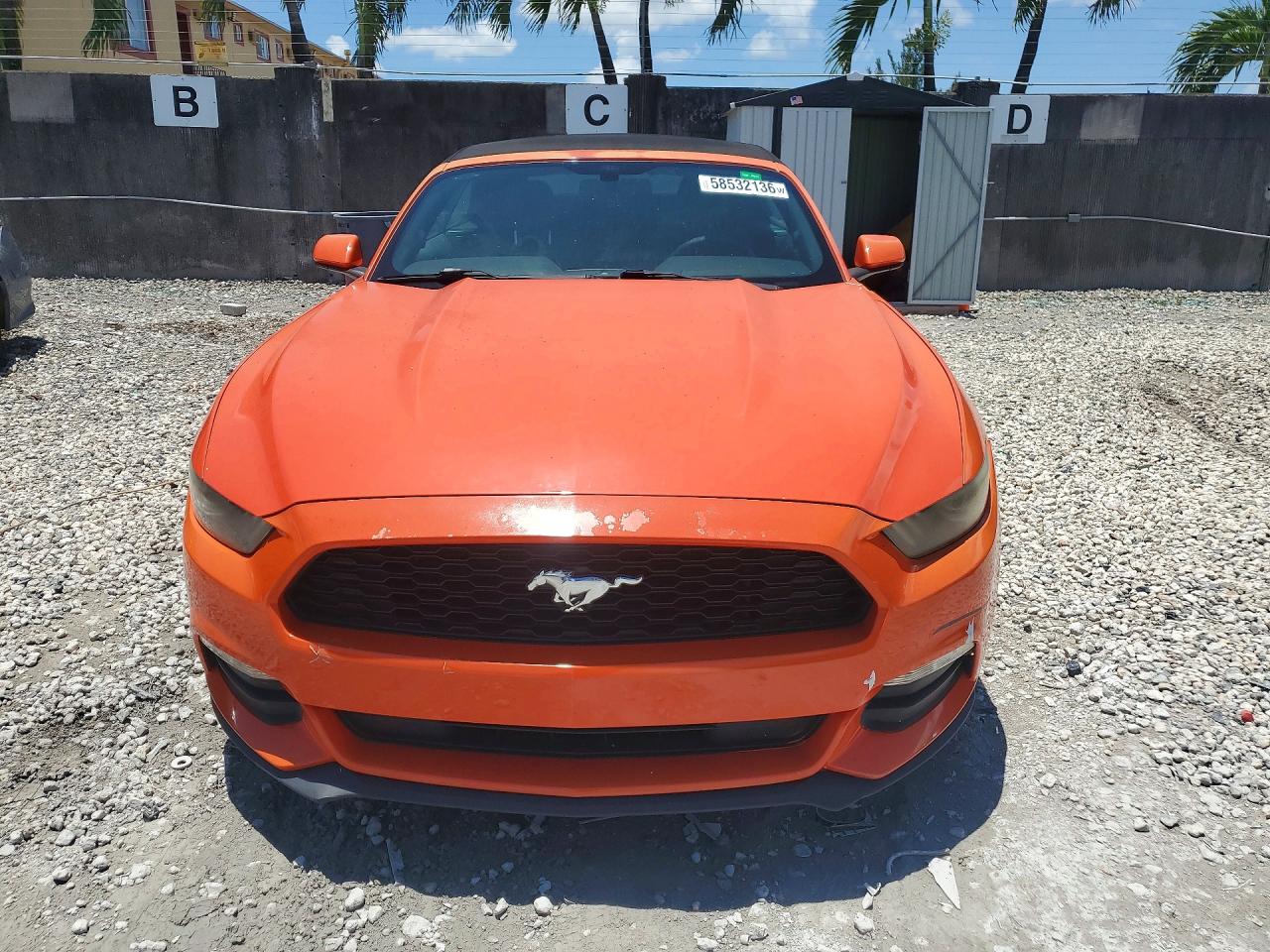 2015 Ford Mustang Orange vin: 1FATP8EM6F5401010