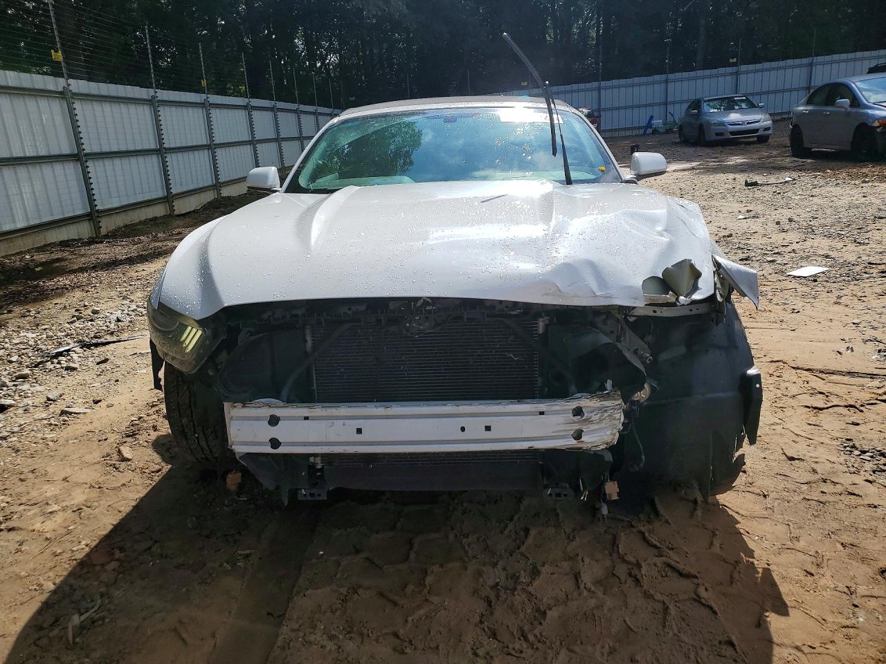 2016 Ford Mustang White vin: 1FATP8EM6G5285115