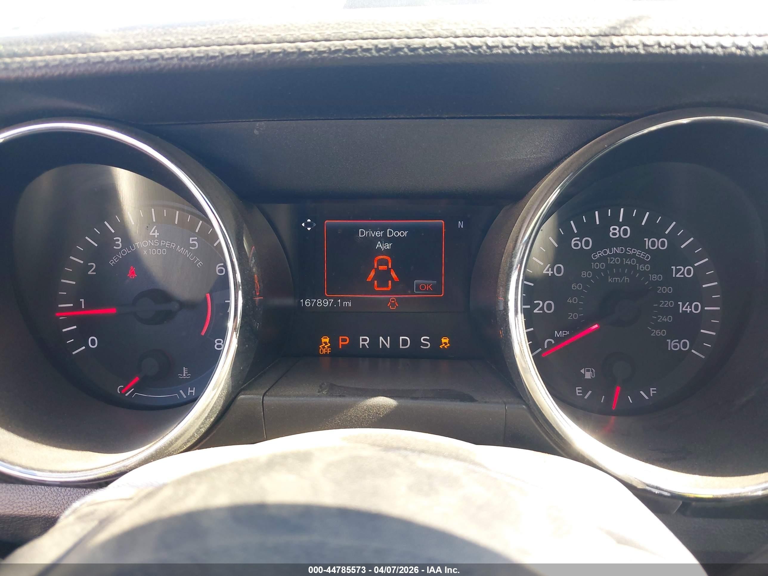 2017 Ford Mustang V6 White vin: 1FATP8EM7H5266686