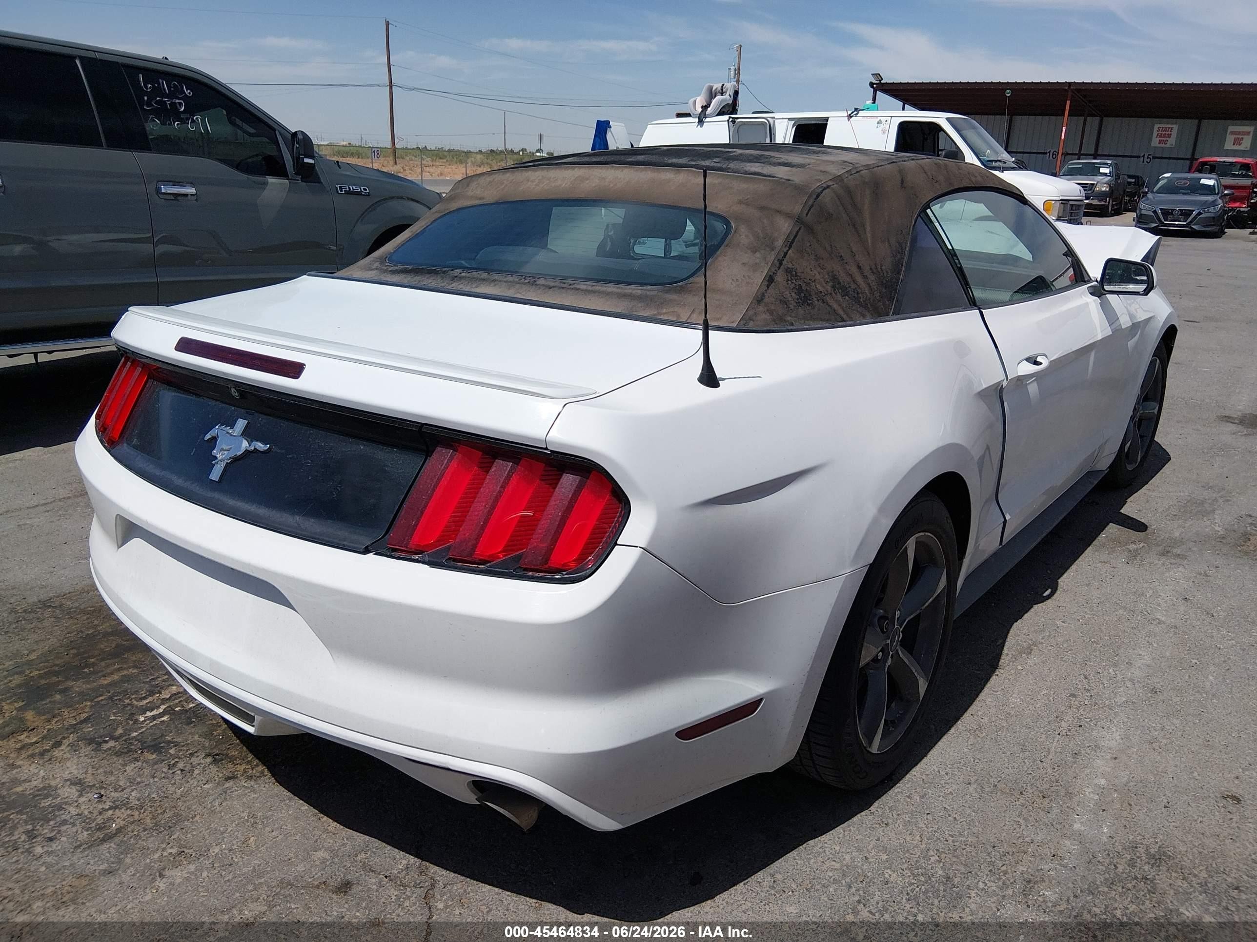 2015 Ford Mustang V6 White vin: 1FATP8EM8F5400621