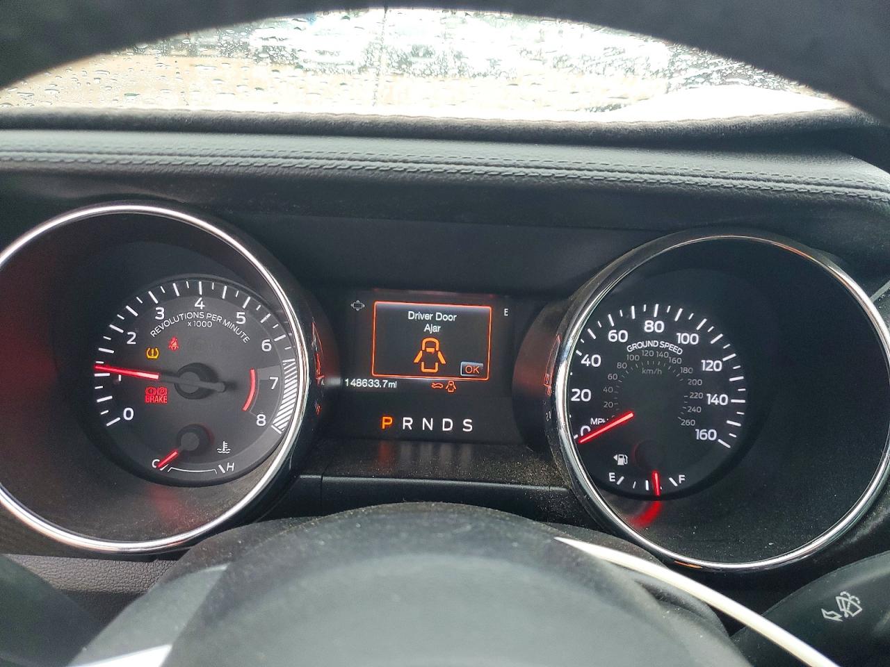2015 Ford Mustang Угольный vin: 1FATP8EM9F5326447