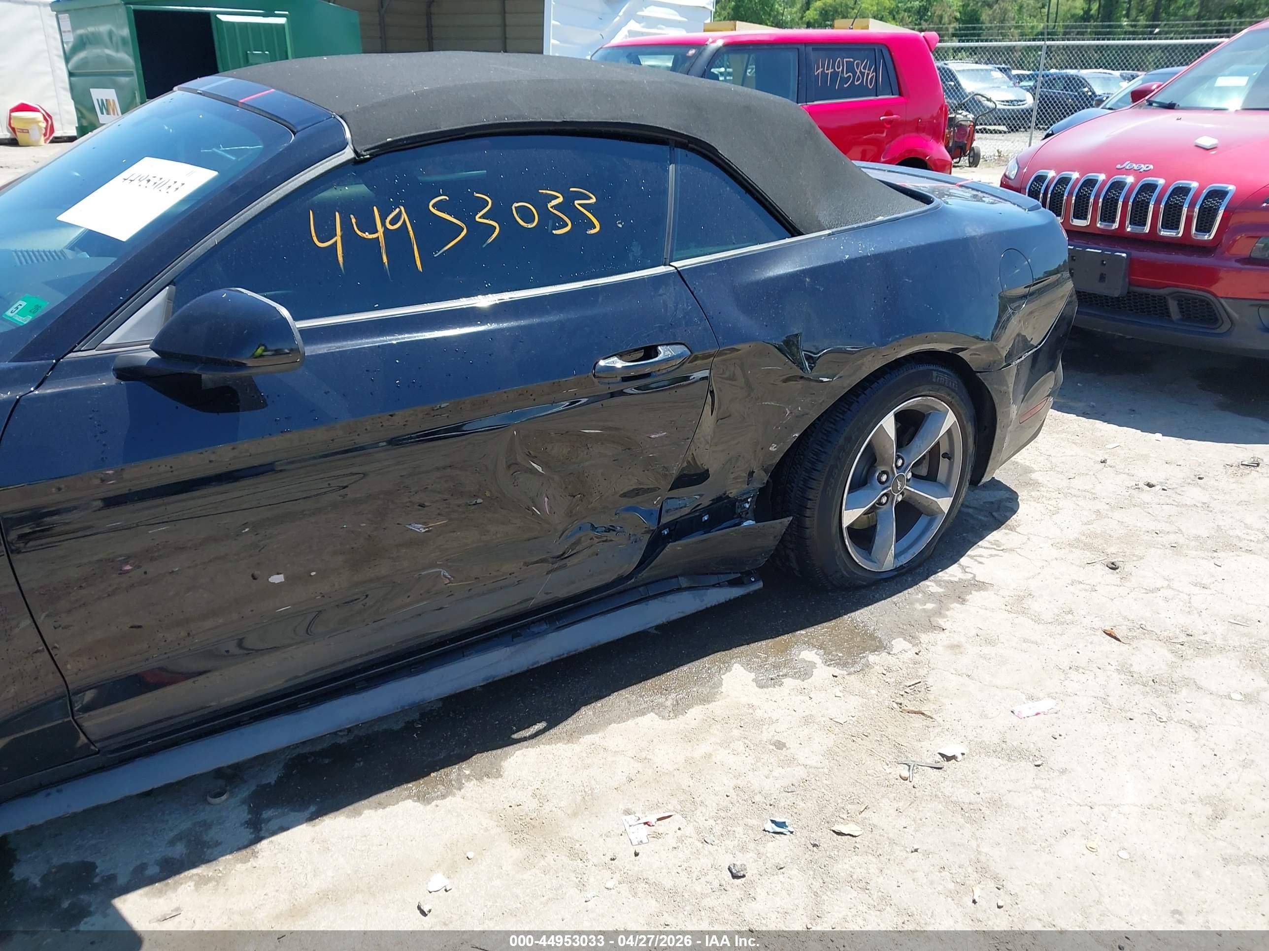 2015 Ford Mustang V6 Black vin: 1FATP8EM9F5333401