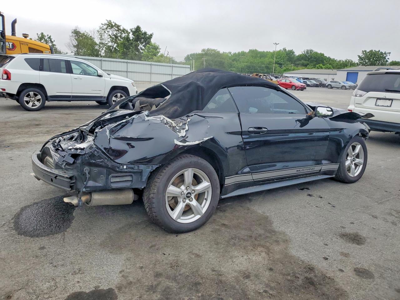 2015 Ford Mustang Black vin: 1FATP8EM9F5360808