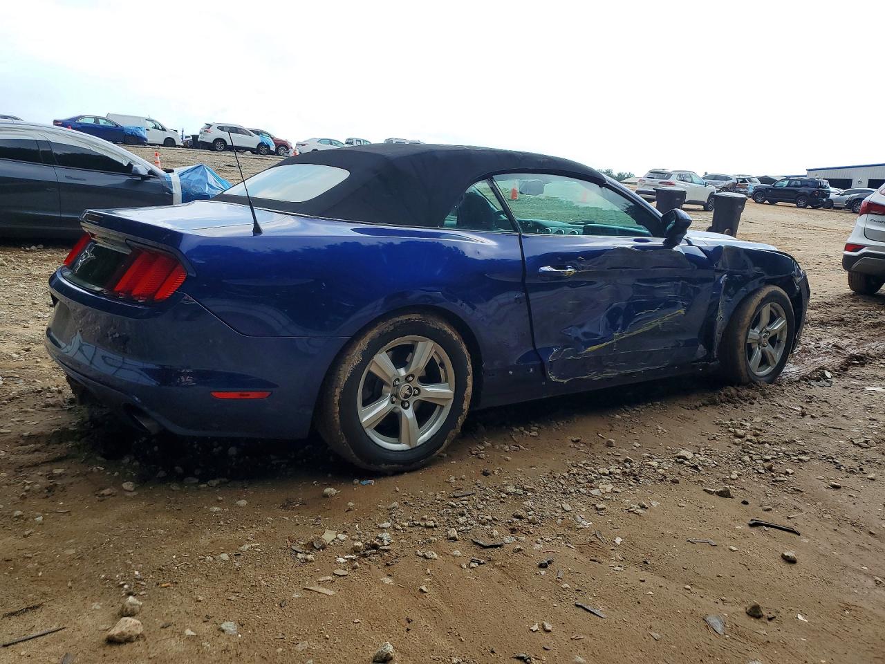 2015 Ford Mustang Blue vin: 1FATP8EM9F5371534