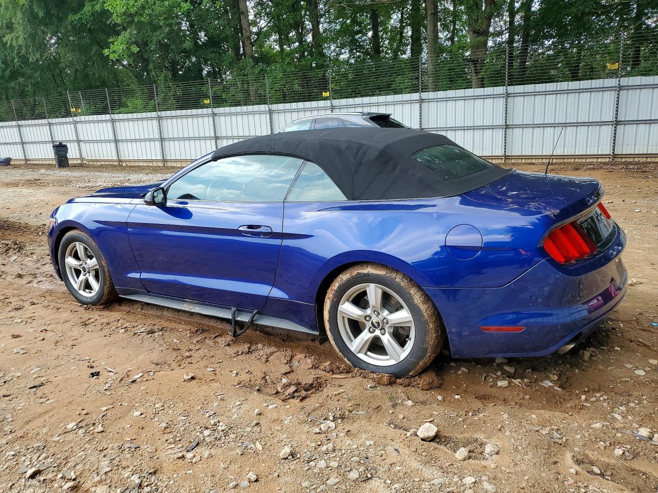 2015 Ford Mustang Blue vin: 1FATP8EM9F5371534