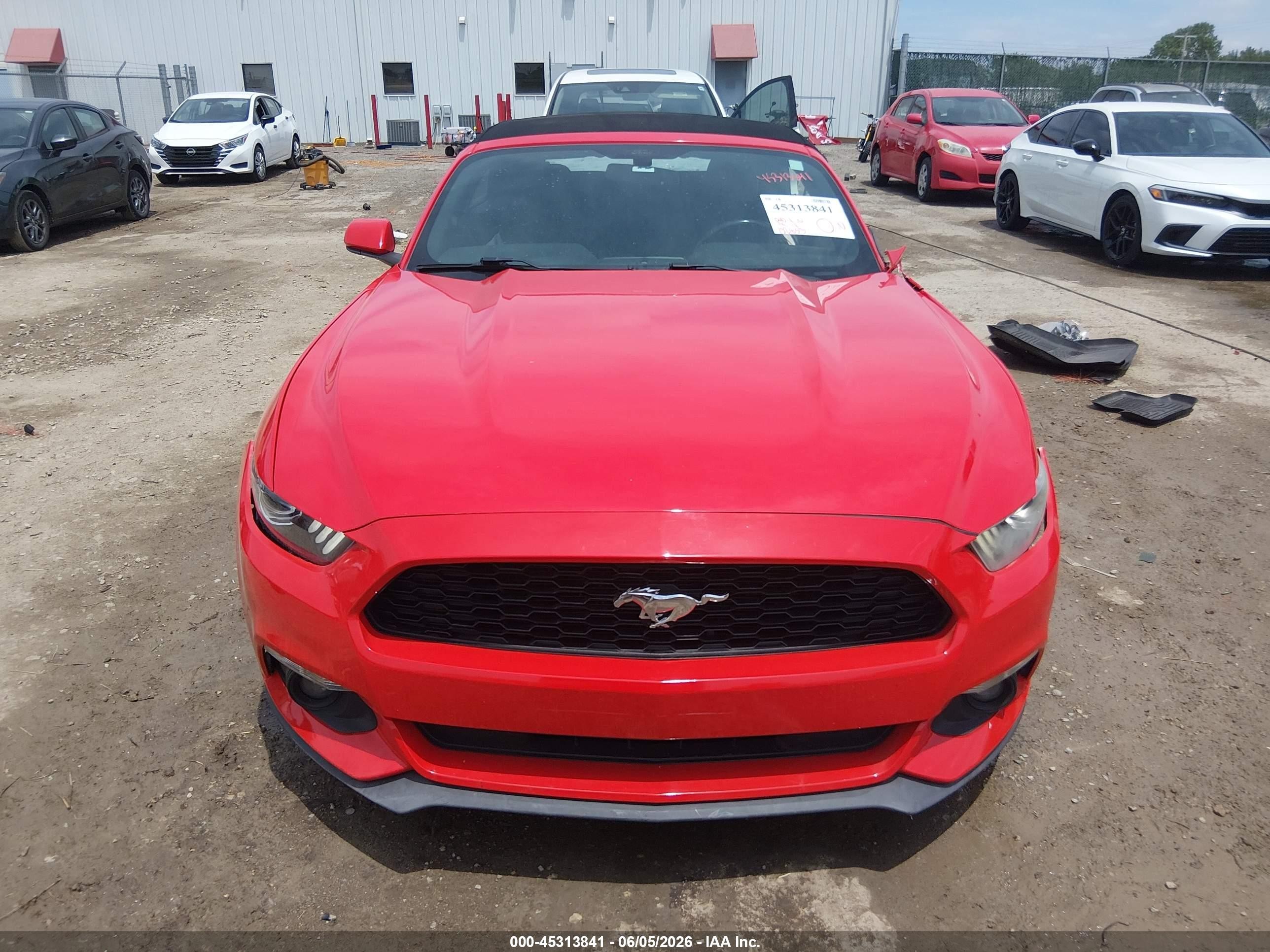 2015 Ford Mustang V6 Red vin: 1FATP8EMXF5371624