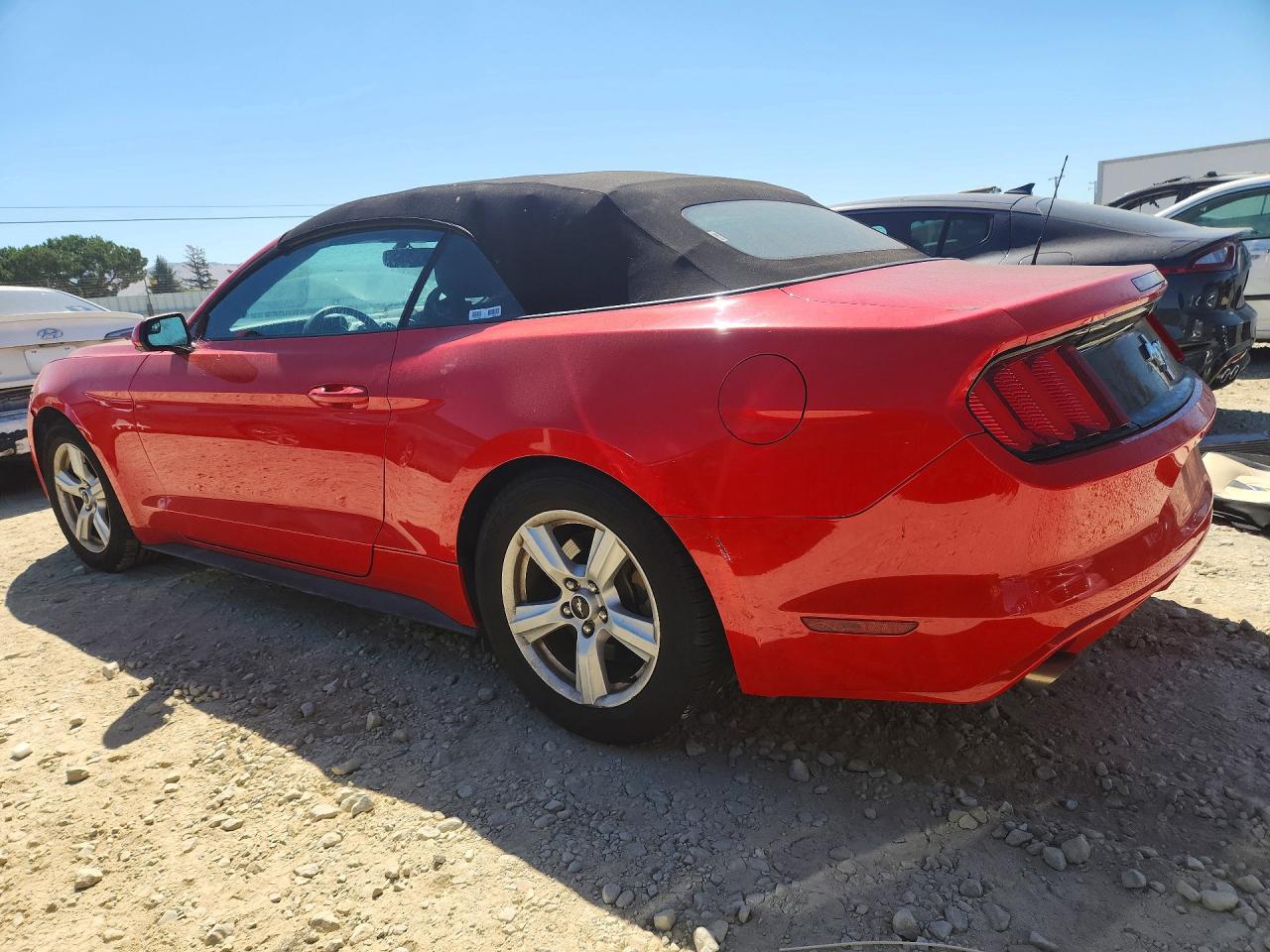 2015 Ford Mustang Красный vin: 1FATP8EMXF5418912