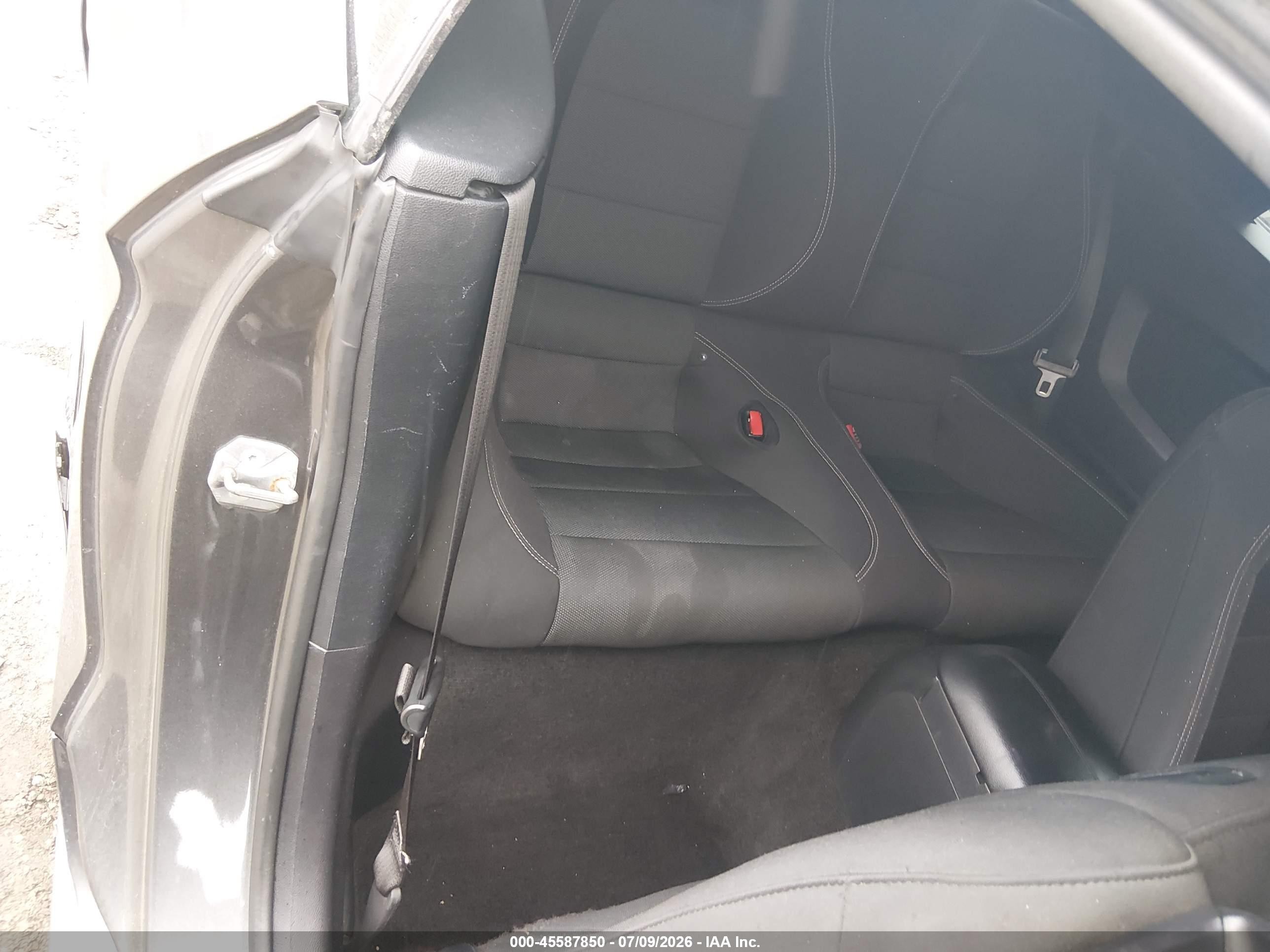 2015 Ford Mustang V6 Gray vin: 1FATP8EMXF5423138