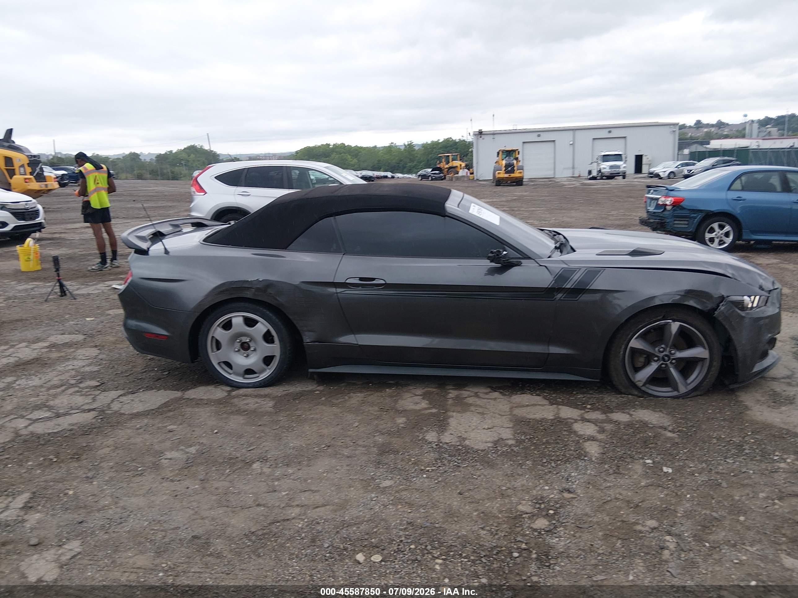 2015 Ford Mustang V6 Gray vin: 1FATP8EMXF5423138