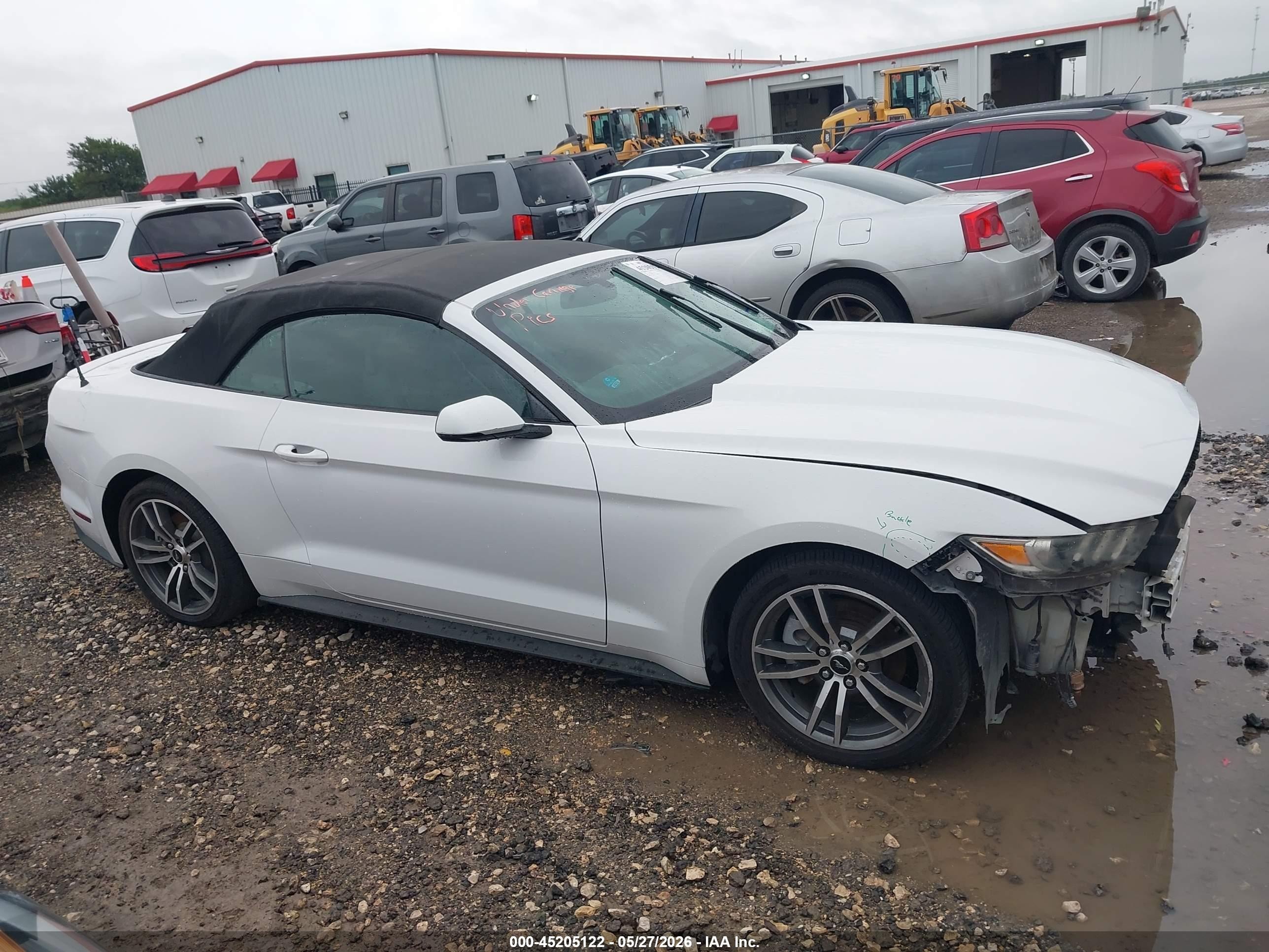 2015 Ford Mustang Ecoboost Premium White vin: 1FATP8UH0F5352729