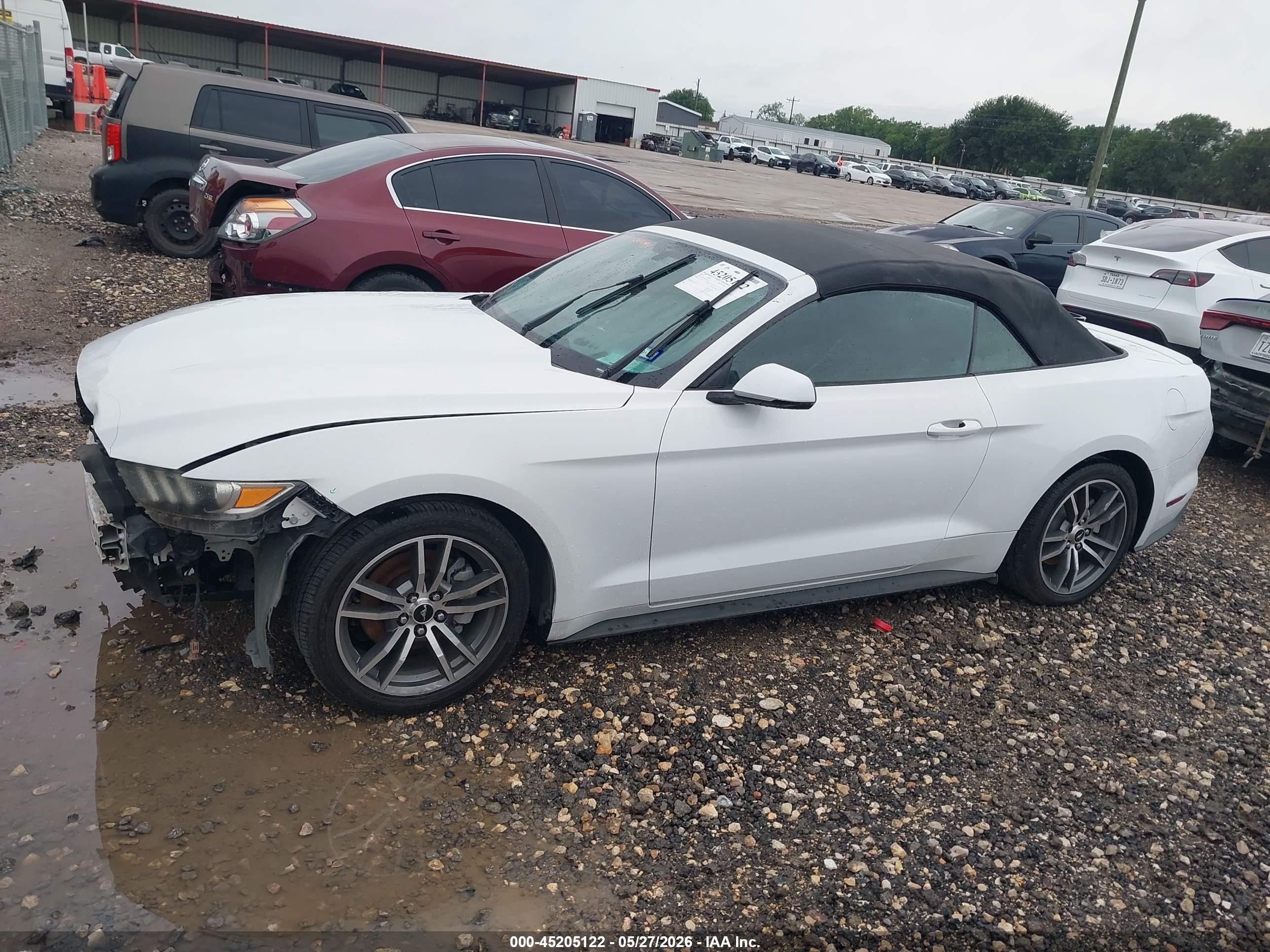 2015 Ford Mustang Ecoboost Premium White vin: 1FATP8UH0F5352729