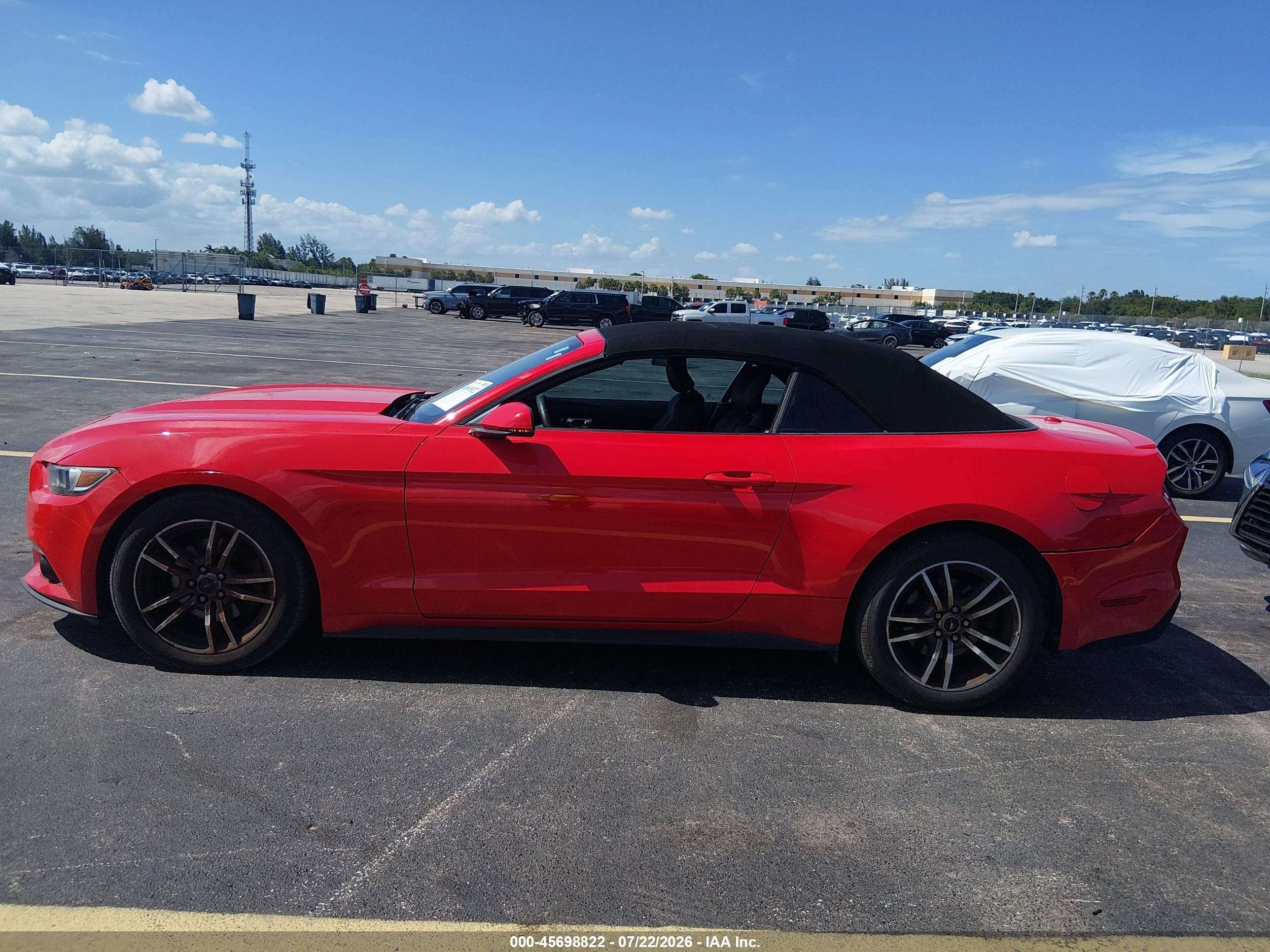 2015 Ford Mustang Ecoboost Premium Красный vin: 1FATP8UH0F5382961