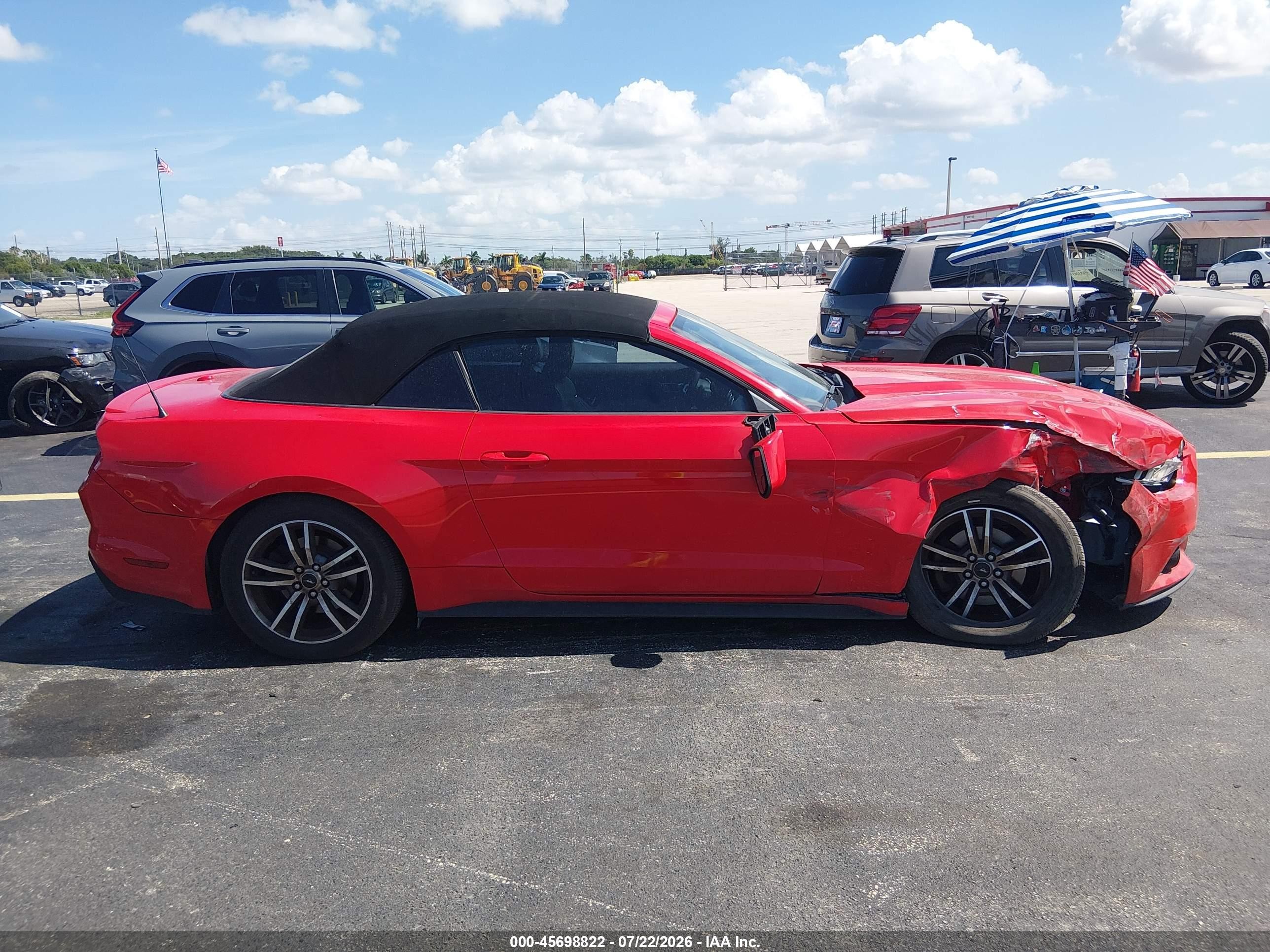 2015 Ford Mustang Ecoboost Premium Красный vin: 1FATP8UH0F5382961