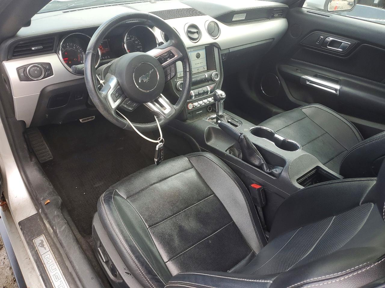 2017 Ford Mustang Silver vin: 1FATP8UH0H5281759