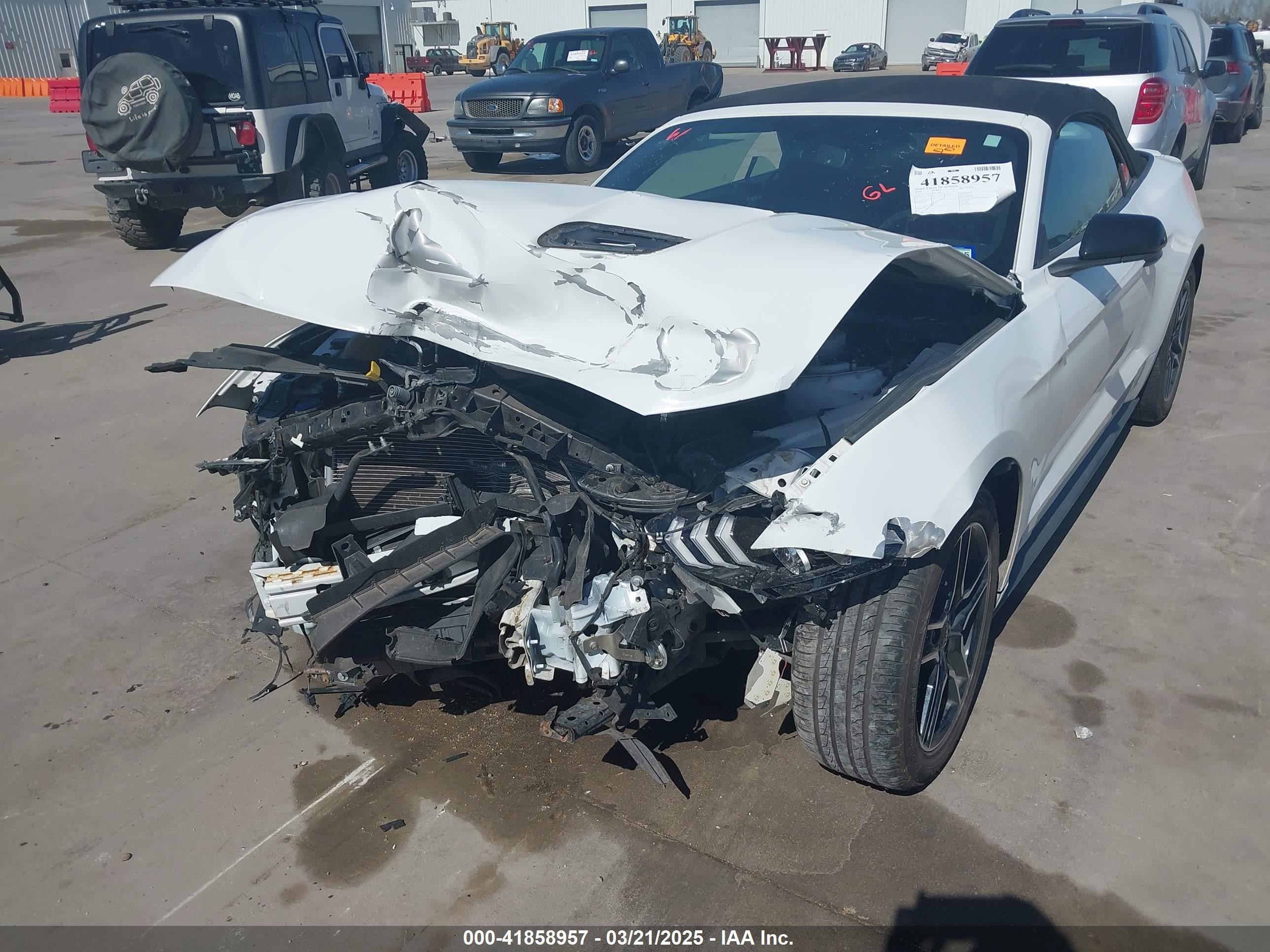 2020 Ford Mustang Ecoboost Premium White vin: 1FATP8UH0L5119932
