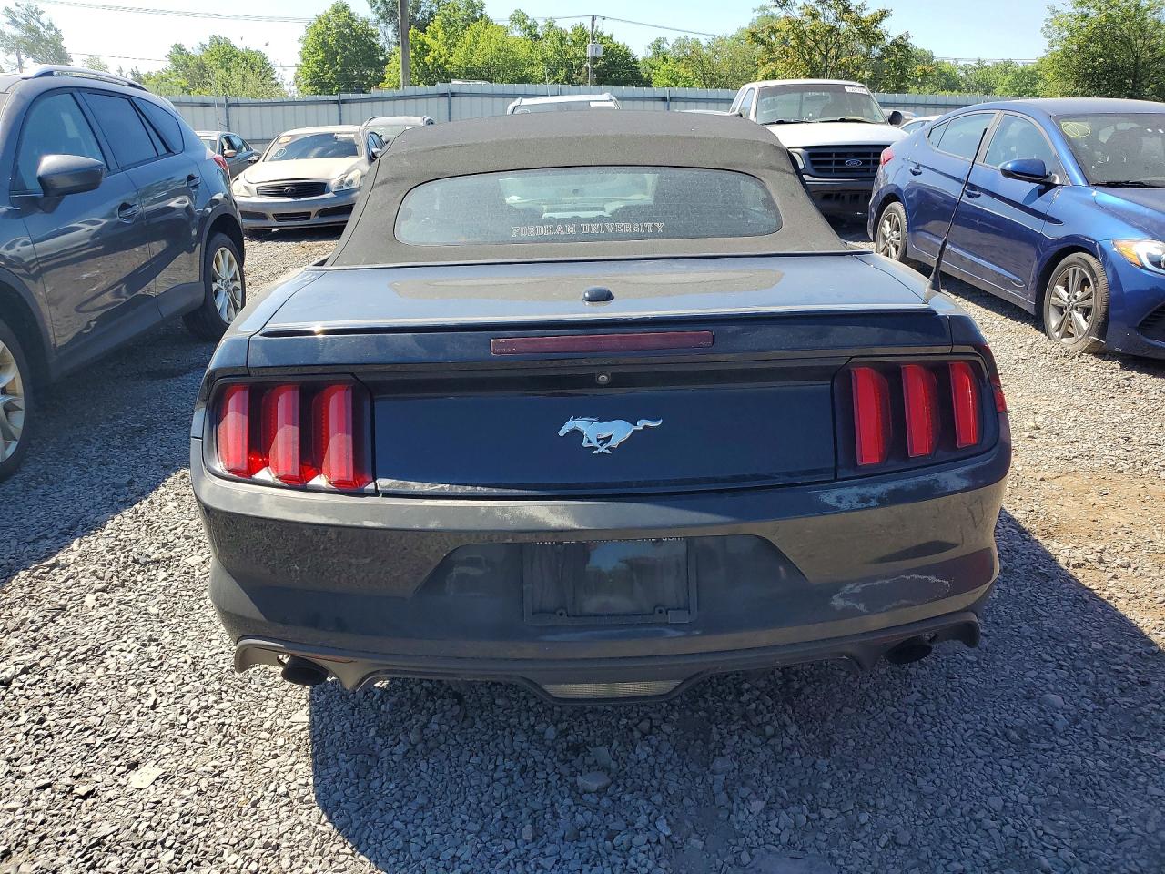 2015 Ford Mustang Black vin: 1FATP8UH1F5396898