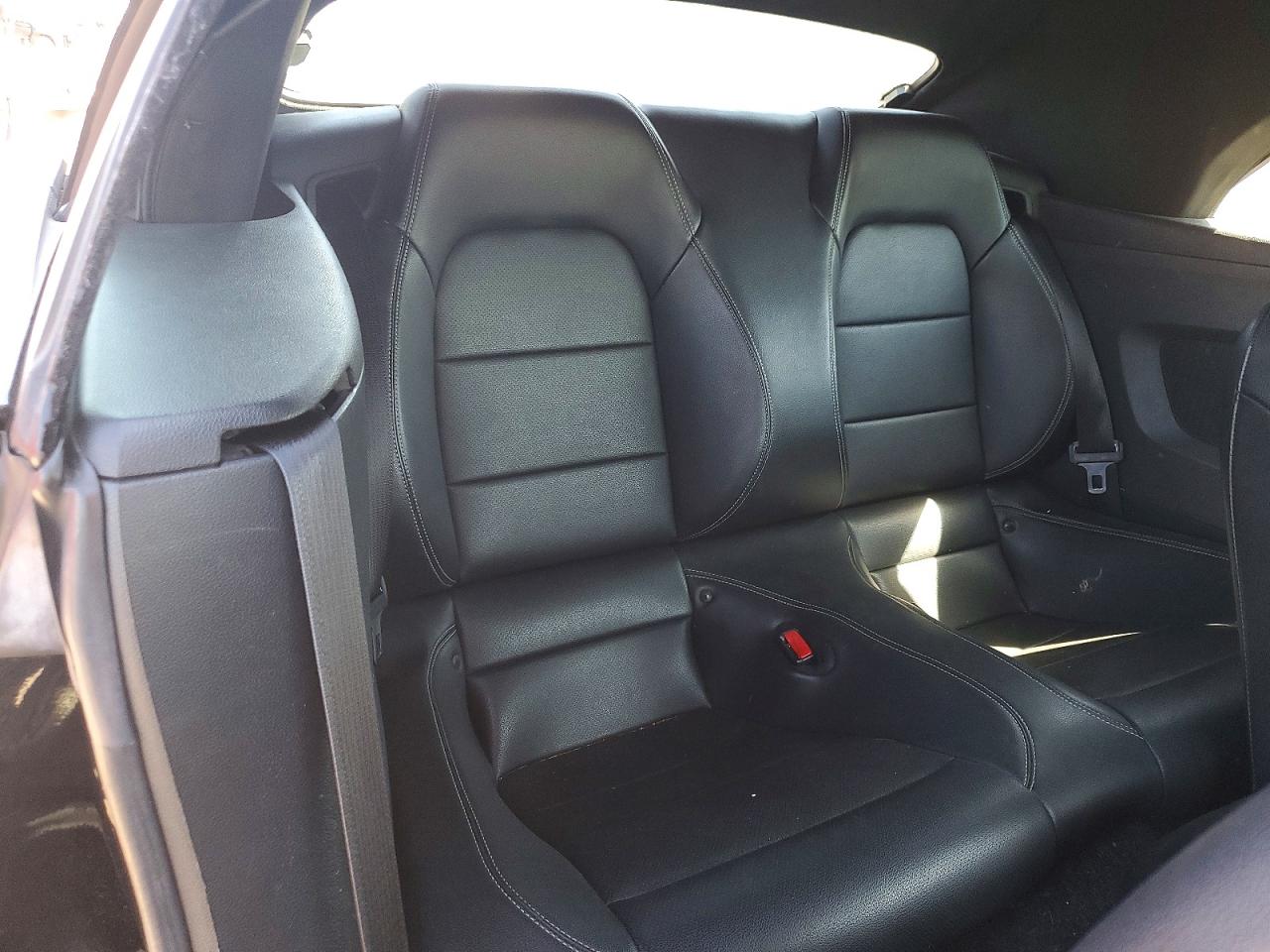2015 Ford Mustang Black vin: 1FATP8UH1F5396898