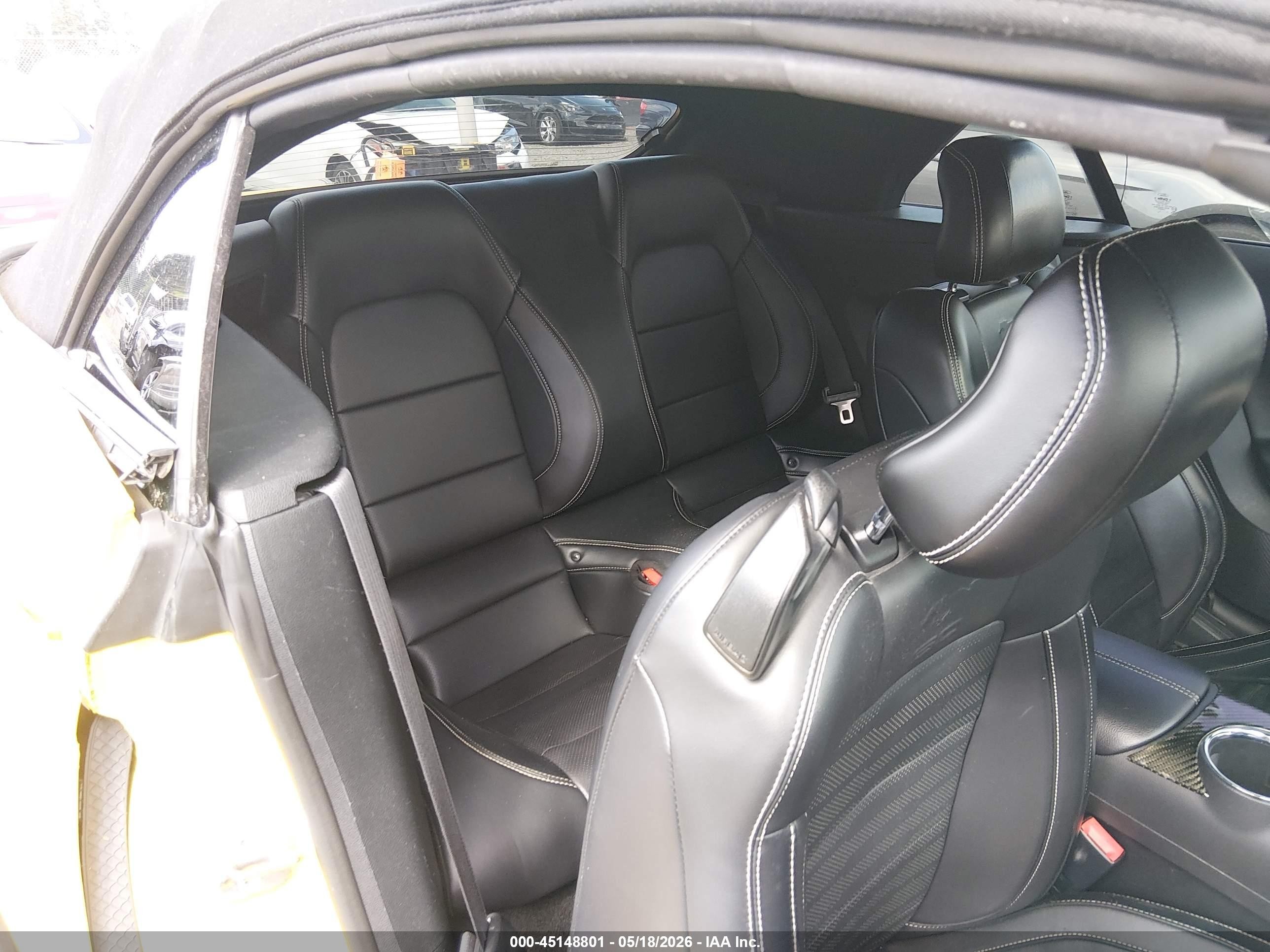 2015 Ford Mustang Ecoboost Premium Желтый vin: 1FATP8UH2F5399471