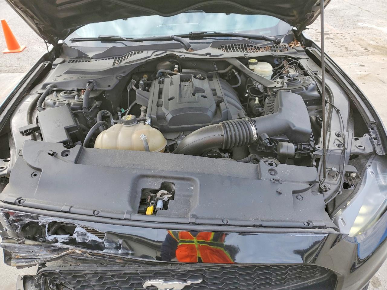 2017 Ford Mustang Black vin: 1FATP8UH2H5245099