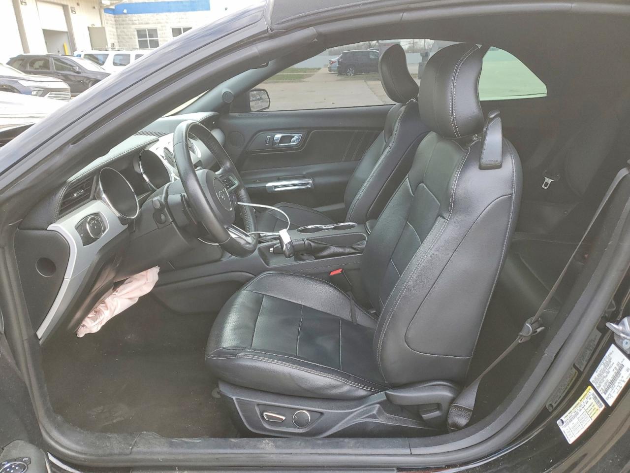 2017 Ford Mustang Black vin: 1FATP8UH2H5245099