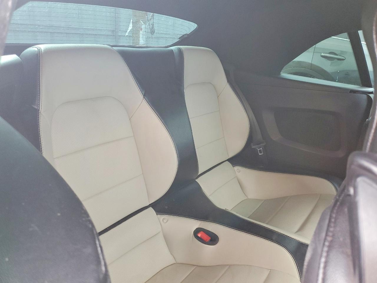 2020 Ford Mustang Blue vin: 1FATP8UH2L5180070