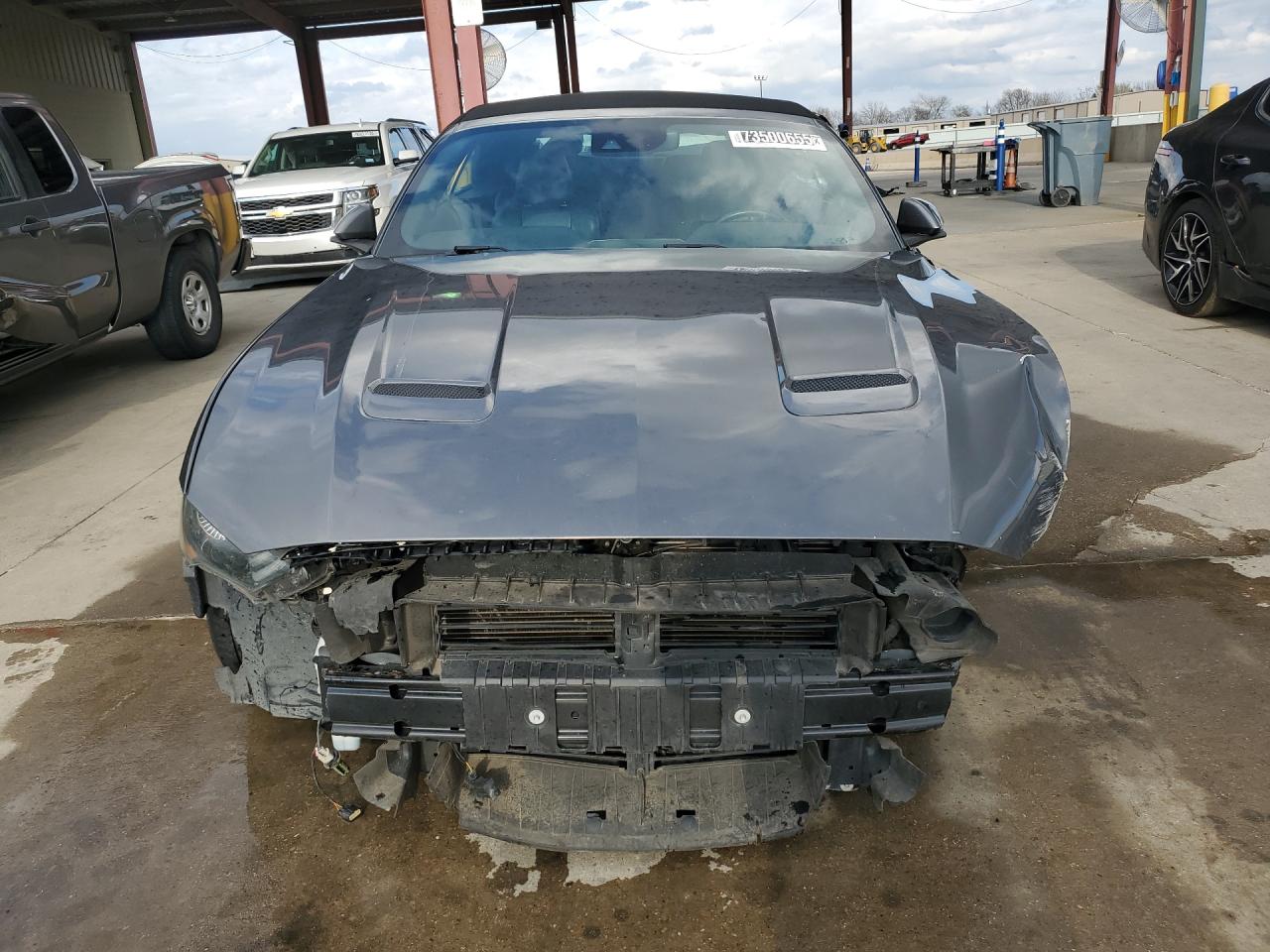 2022 Ford Mustang Gray vin: 1FATP8UH2N5103816 Damage: Grille, Missing, Replacement Required