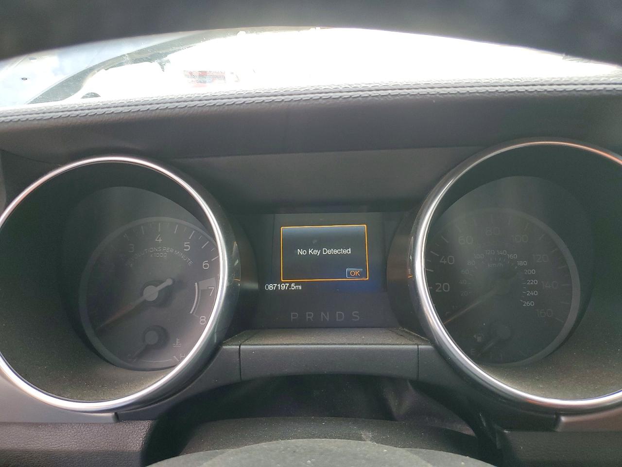 2022 Ford Mustang Gray vin: 1FATP8UH2N5103816