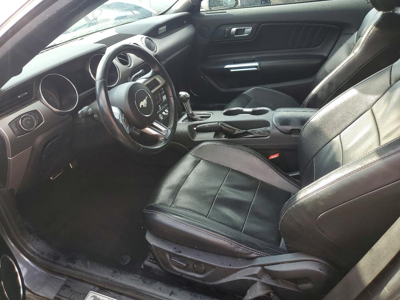 2022 Ford Mustang Gray vin: 1FATP8UH2N5103816