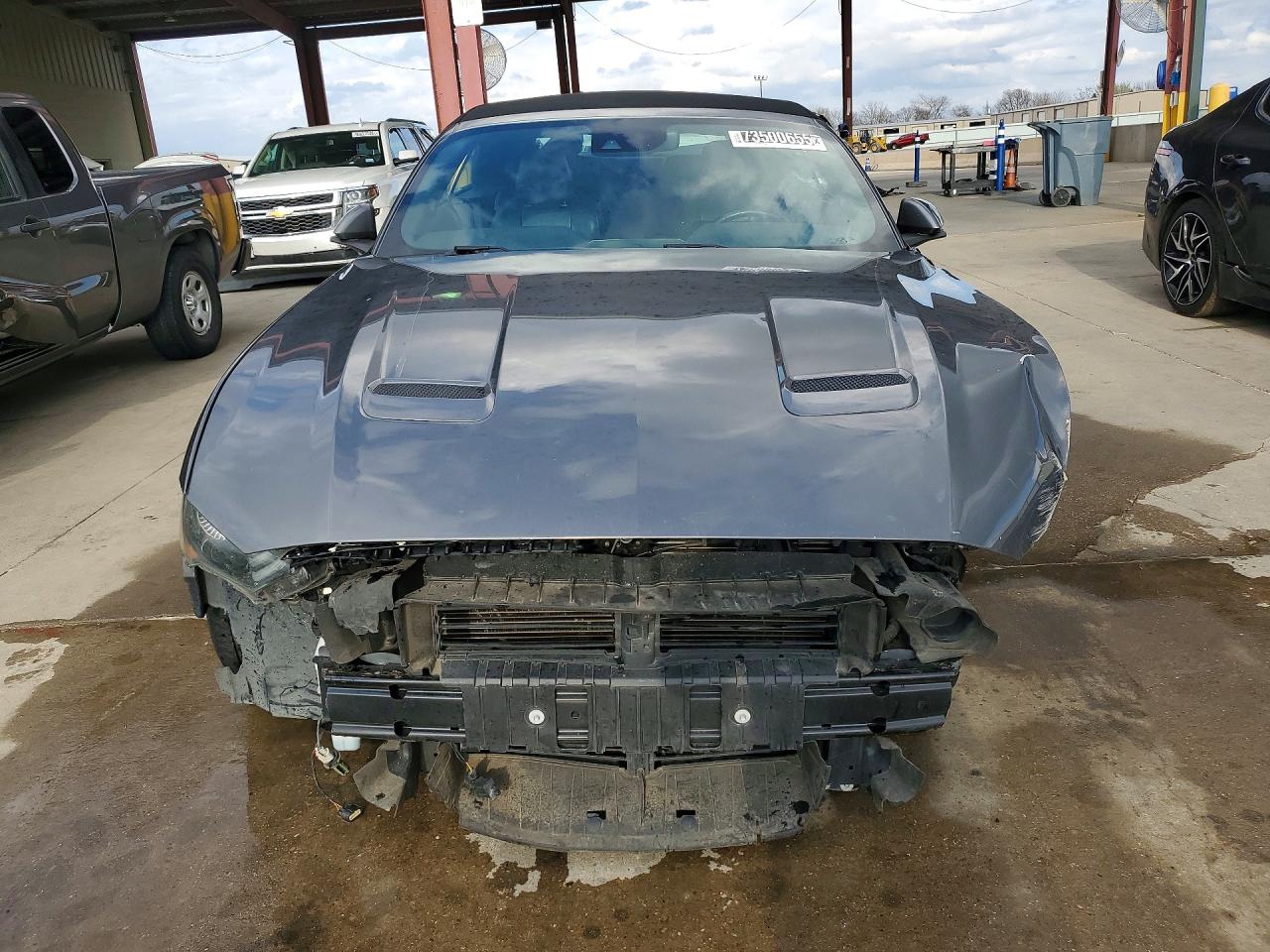 2022 Ford Mustang Gray vin: 1FATP8UH2N5103816
