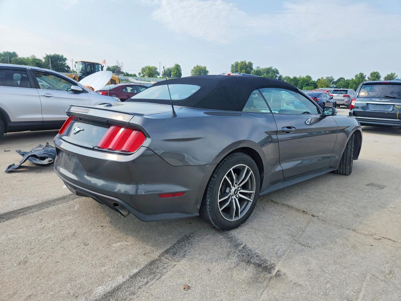 2015 Ford Mustang Gray vin: 1FATP8UH3F5397454