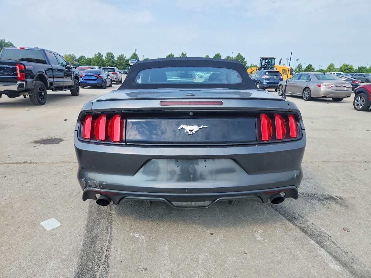 2015 Ford Mustang Gray vin: 1FATP8UH3F5397454