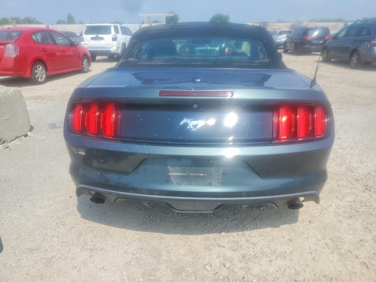 2015 Ford Mustang Black vin: 1FATP8UH4F5396507