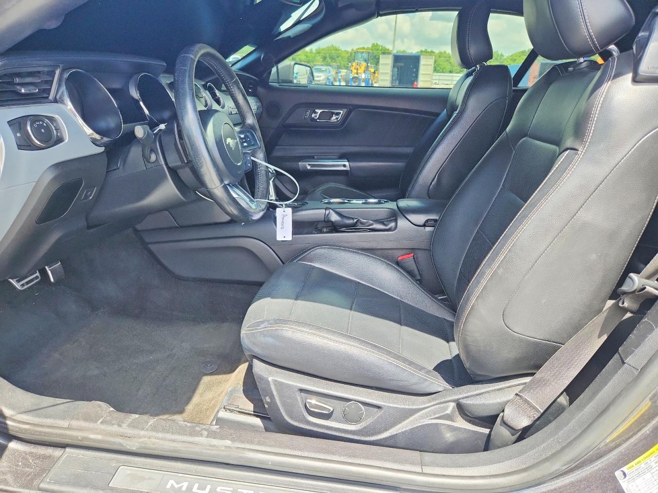 2017 Ford Mustang Gray vin: 1FATP8UH5H5356925
