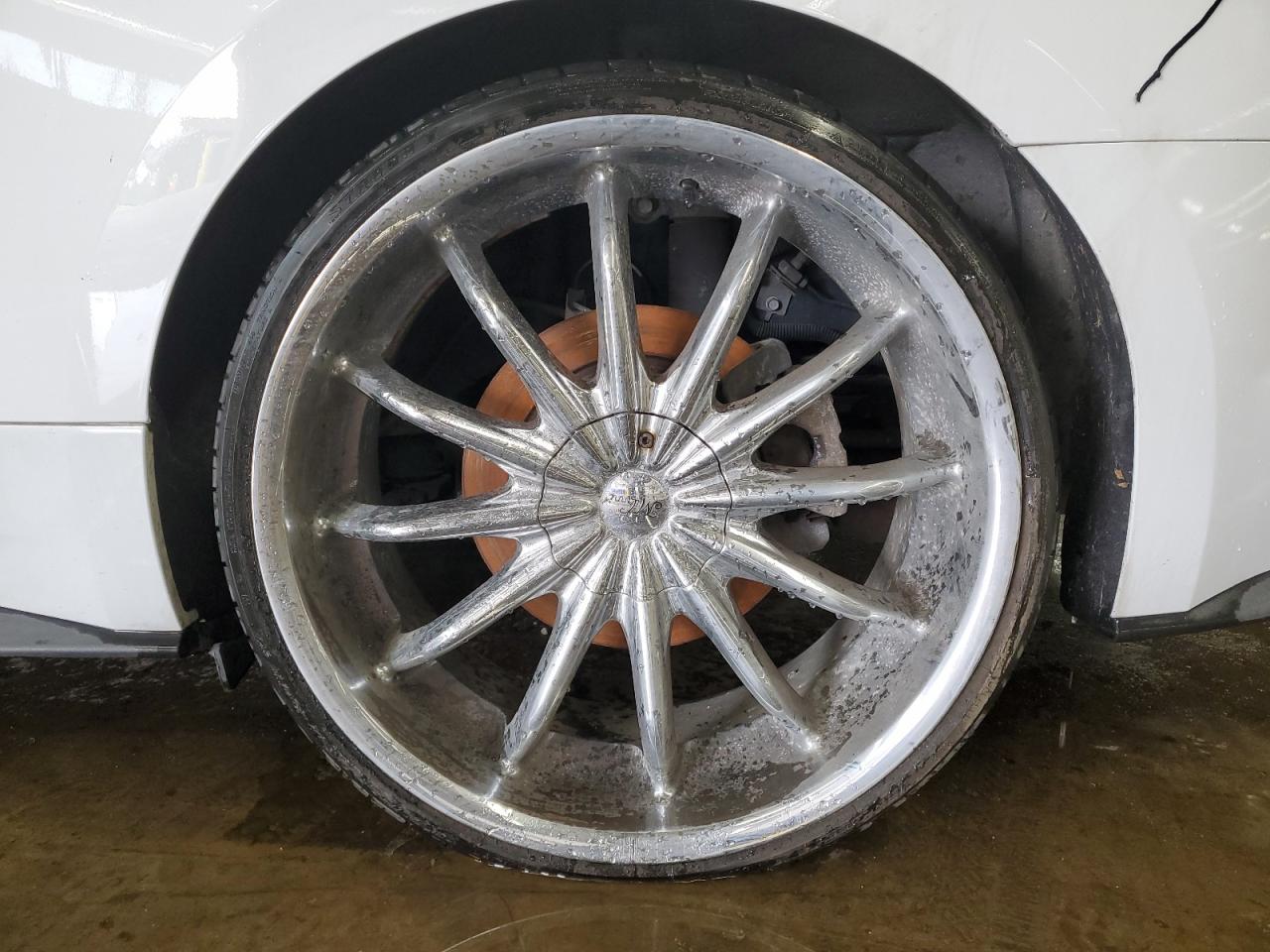 2019 Ford Mustang White vin: 1FATP8UH5K5170292 Damage: Left Rear Wheel, Aftermarket, Acceptable