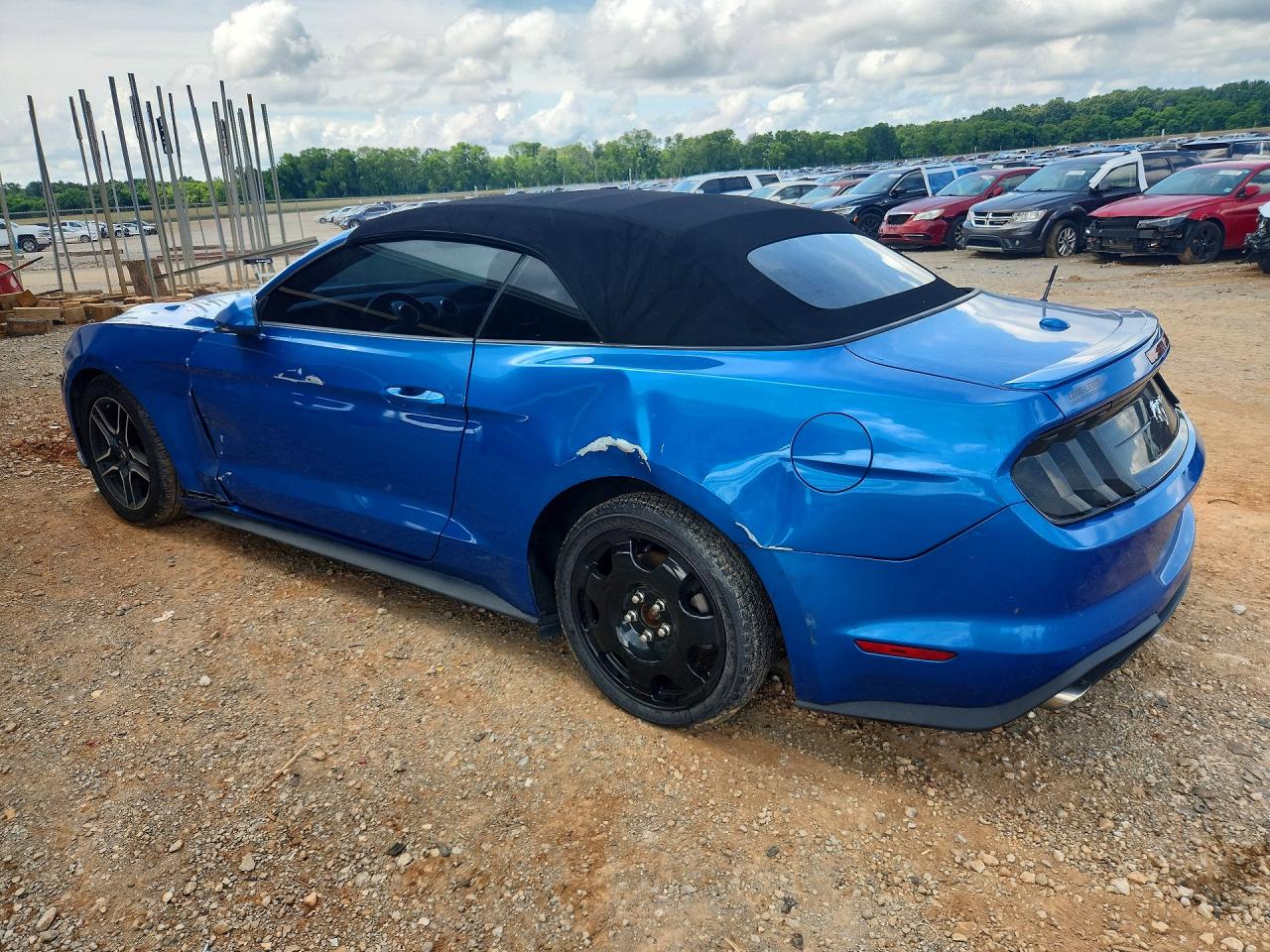 2021 Ford Mustang Blue vin: 1FATP8UH5M5107602