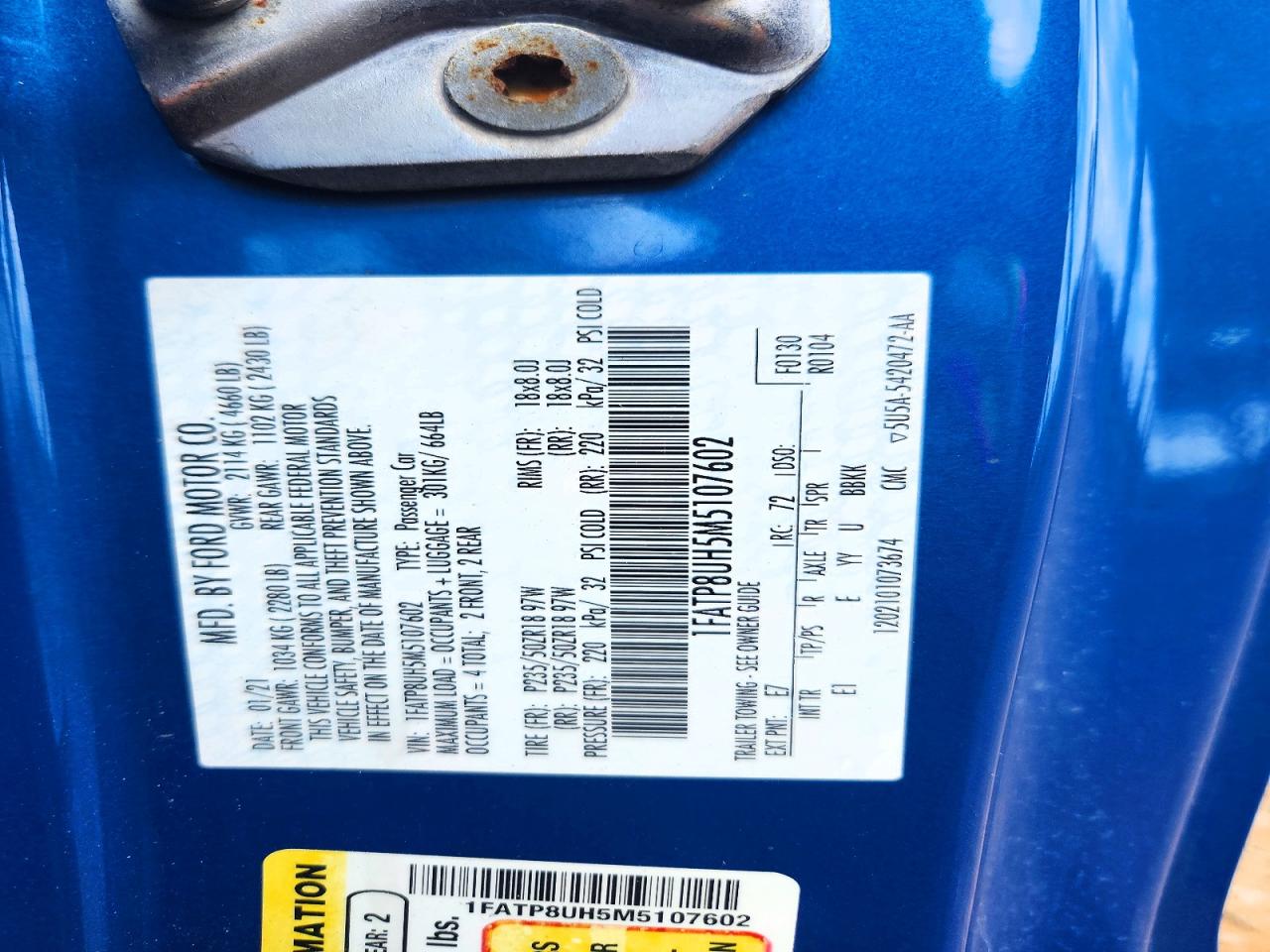 2021 Ford Mustang Blue vin: 1FATP8UH5M5107602