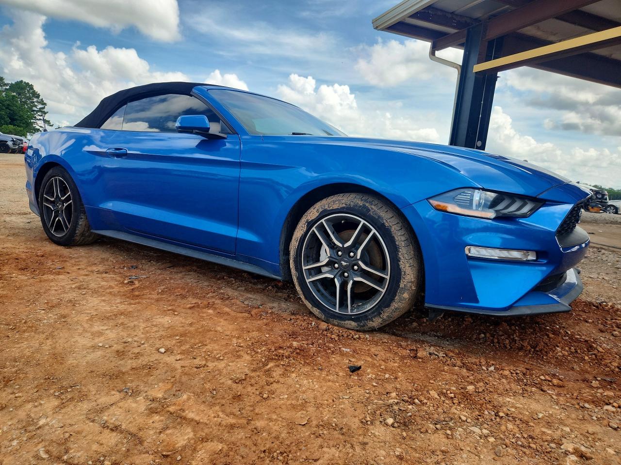 2021 Ford Mustang Blue vin: 1FATP8UH5M5107602