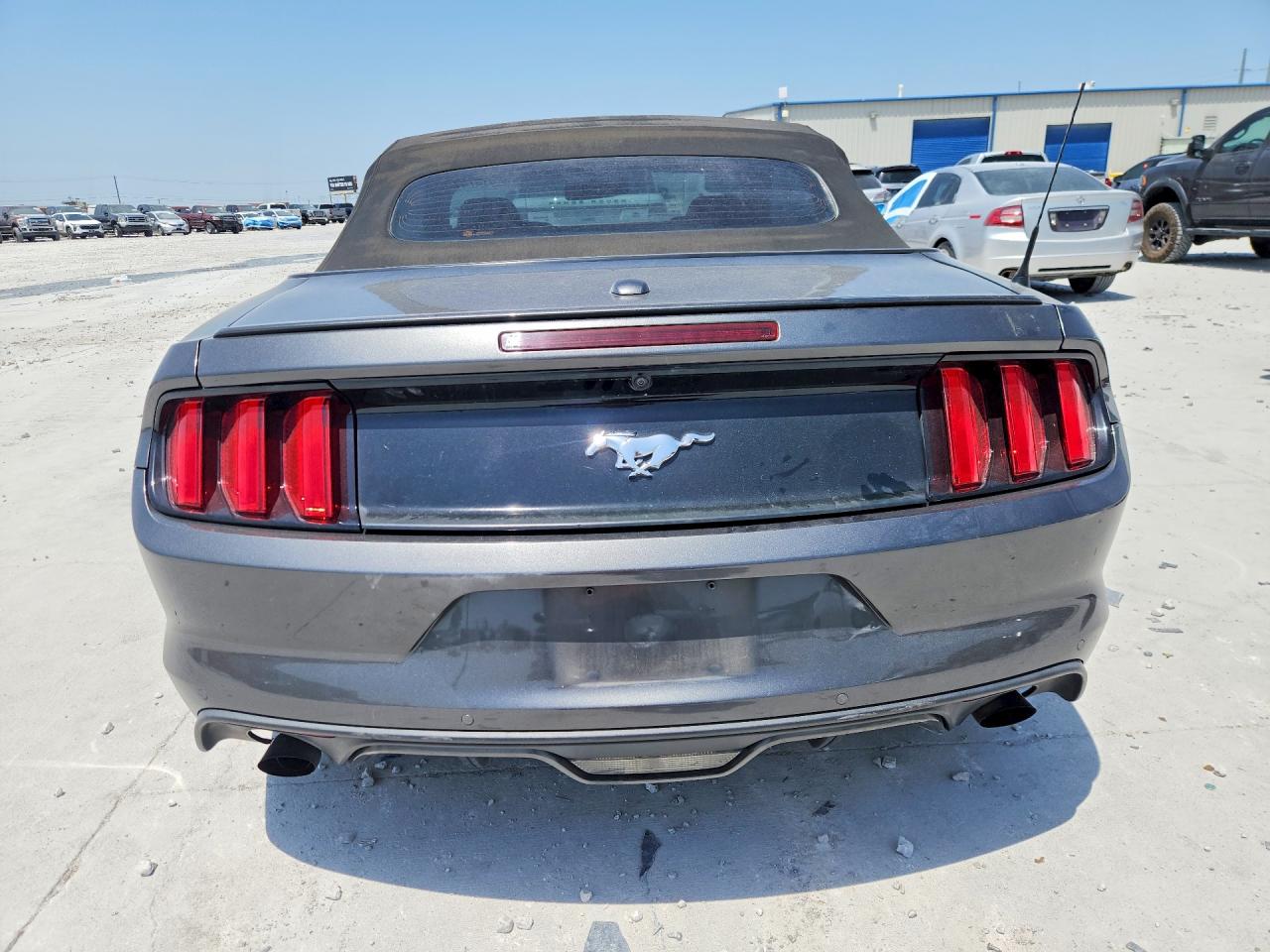 2015 Ford Mustang Серый vin: 1FATP8UH6F5358499