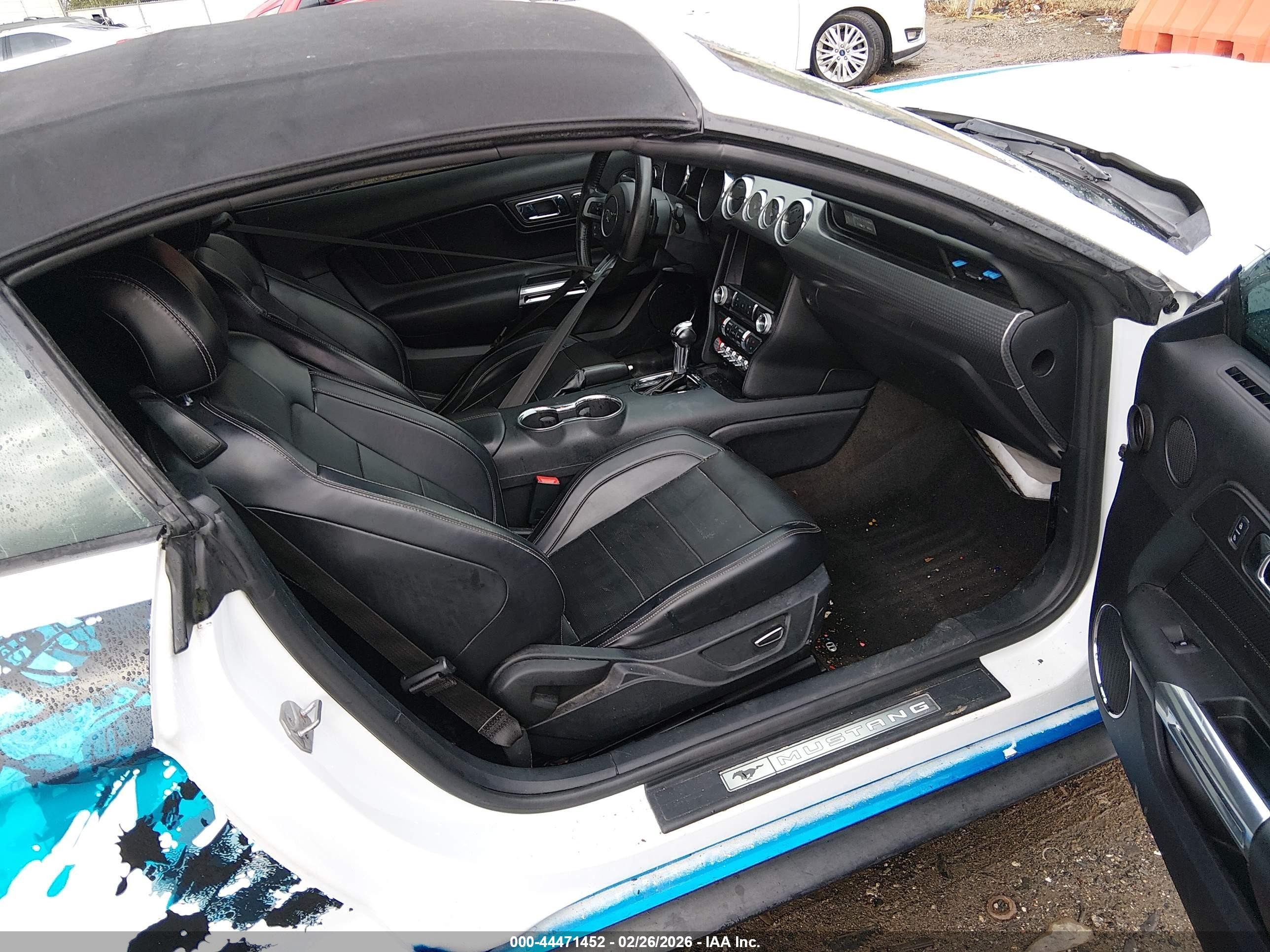 2015 Ford Mustang Ecoboost Premium White vin: 1FATP8UH6F5411444