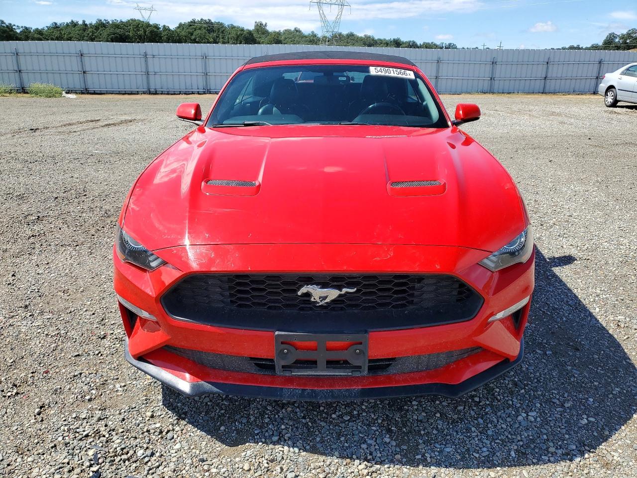 2018 Ford Mustang Красный vin: 1FATP8UH6J5110133