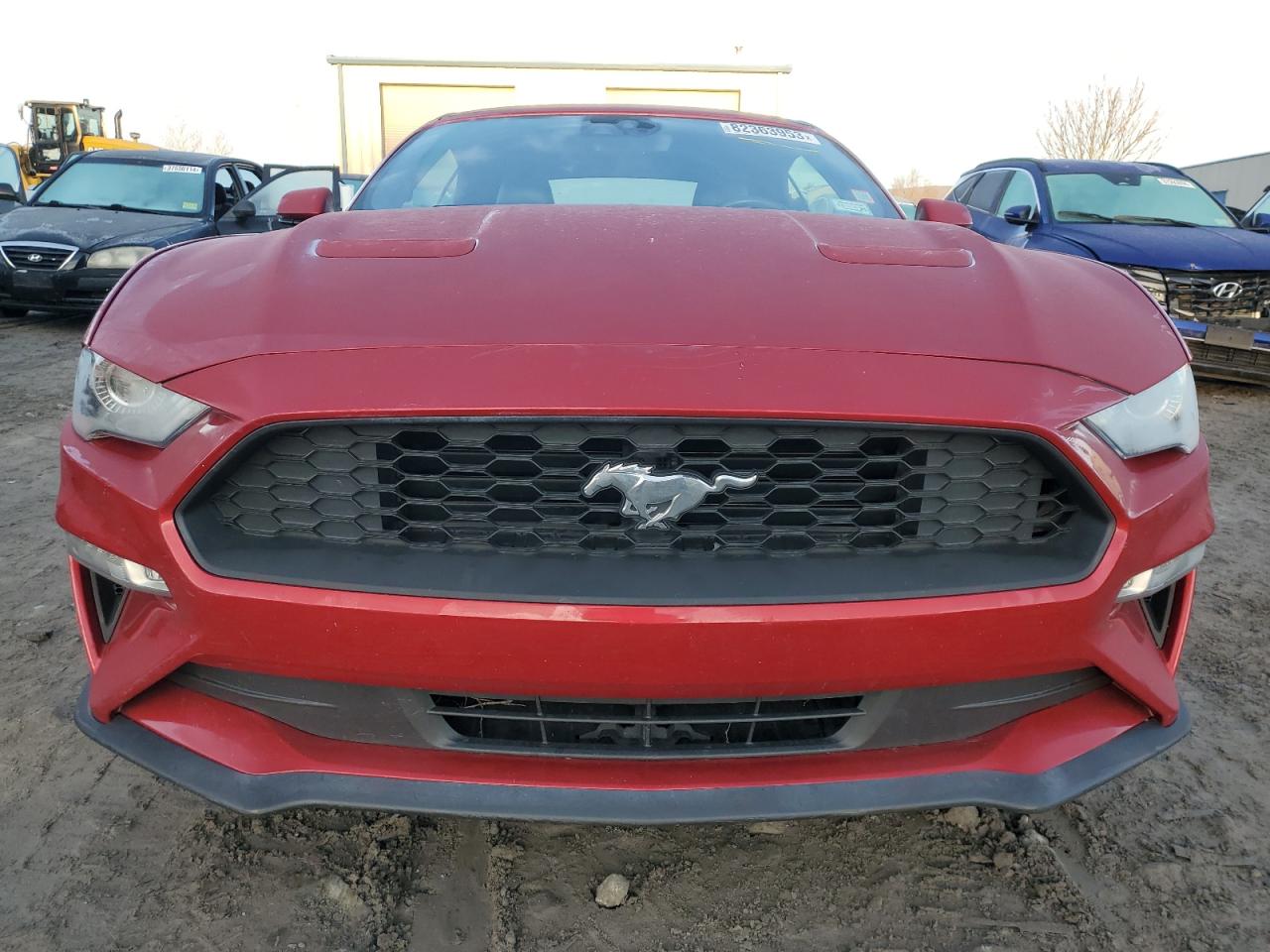 2020 Ford Mustang  Красный vin: 1FATP8UH6L5157472