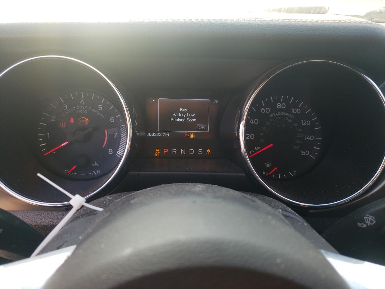 2015 Ford Mustang  Черный vin: 1FATP8UH8F5374672