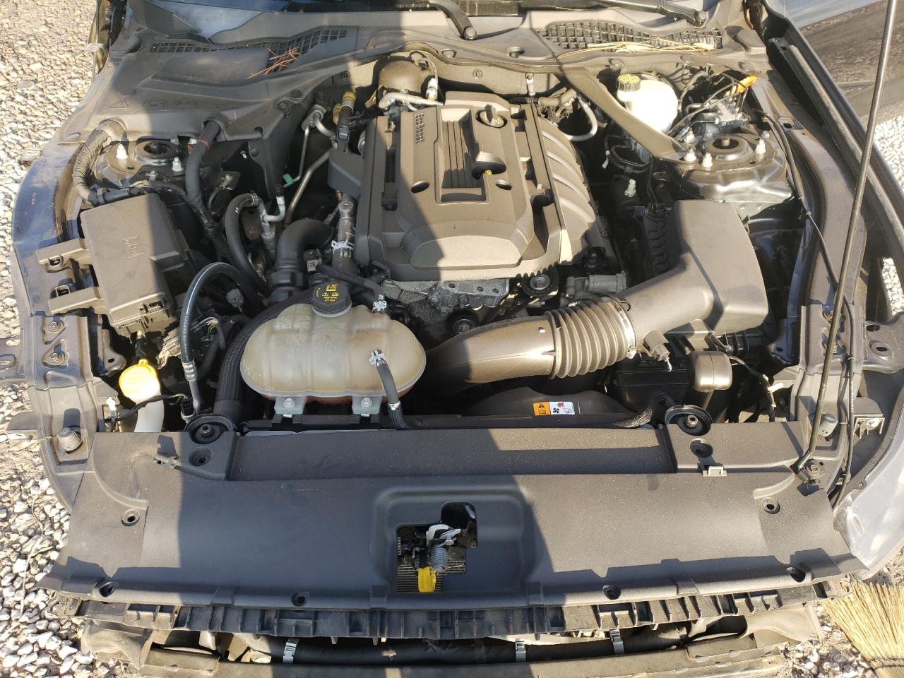 2015 Ford Mustang  Черный vin: 1FATP8UH8F5374672