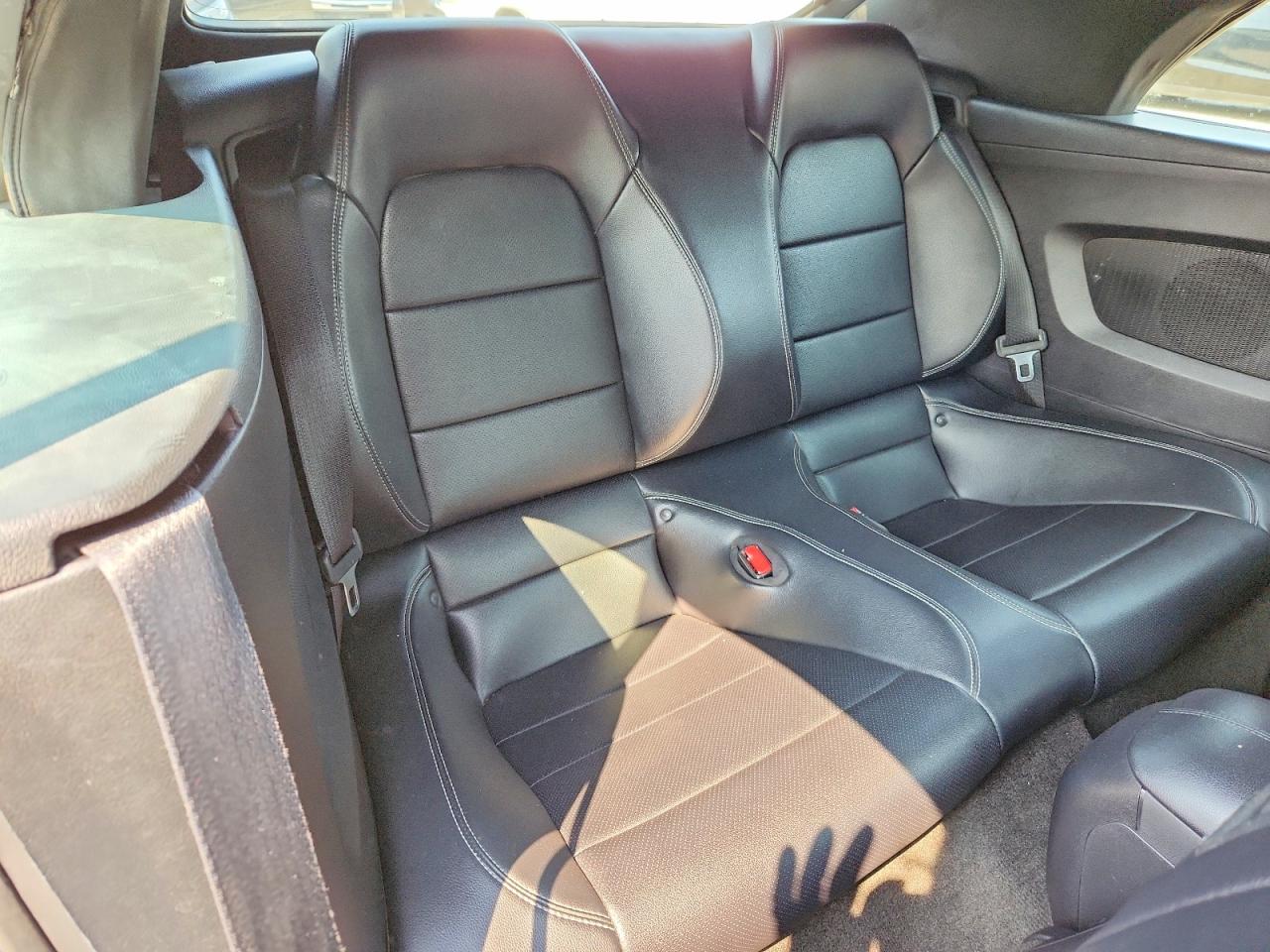2015 Ford Mustang Синий vin: 1FATP8UH8F5409792