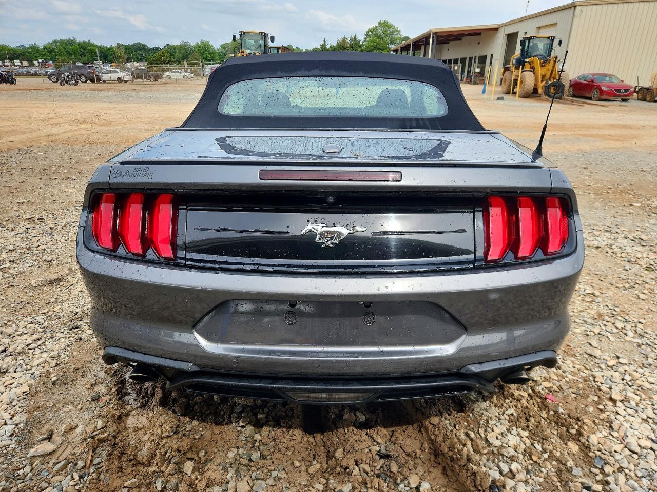 2022 Ford Mustang Gray vin: 1FATP8UH9N5101917