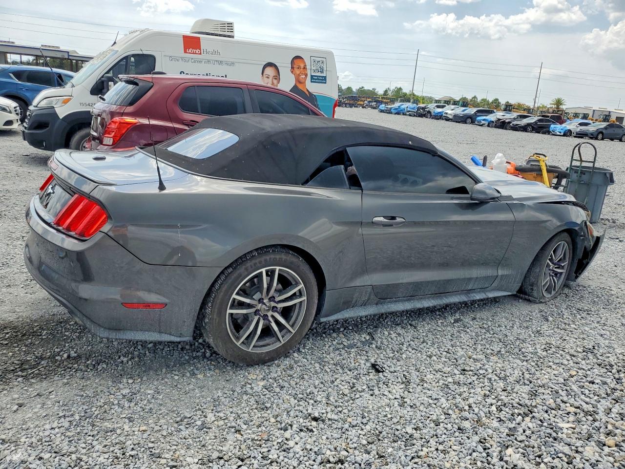 2015 Ford Mustang Gray vin: 1FATP8UHXF5390694